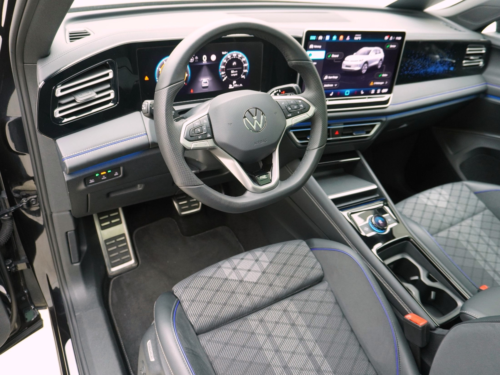 VW Tiguan 2.0 TSI DSG R-Line Black Style 4Motion (2025)