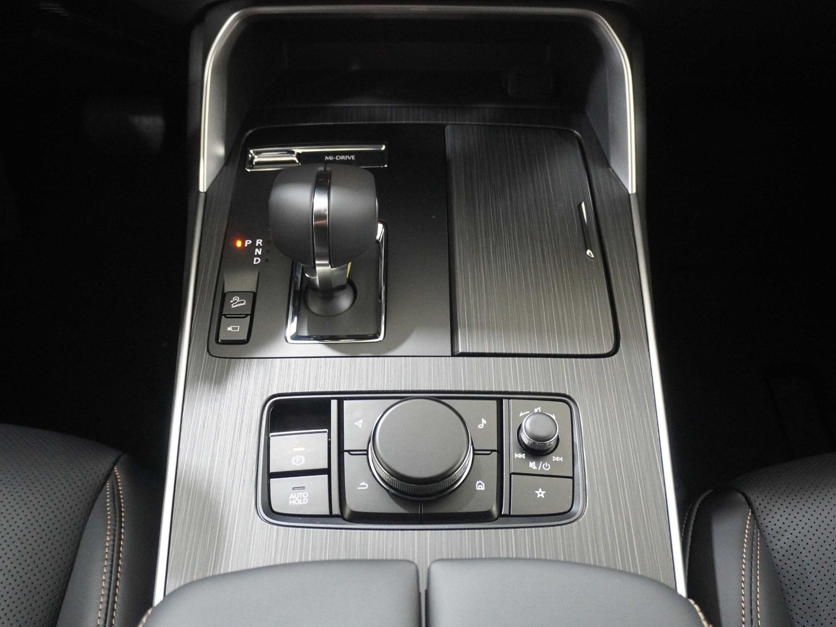 MAZDA CX-60 3.3 D Homura Plus