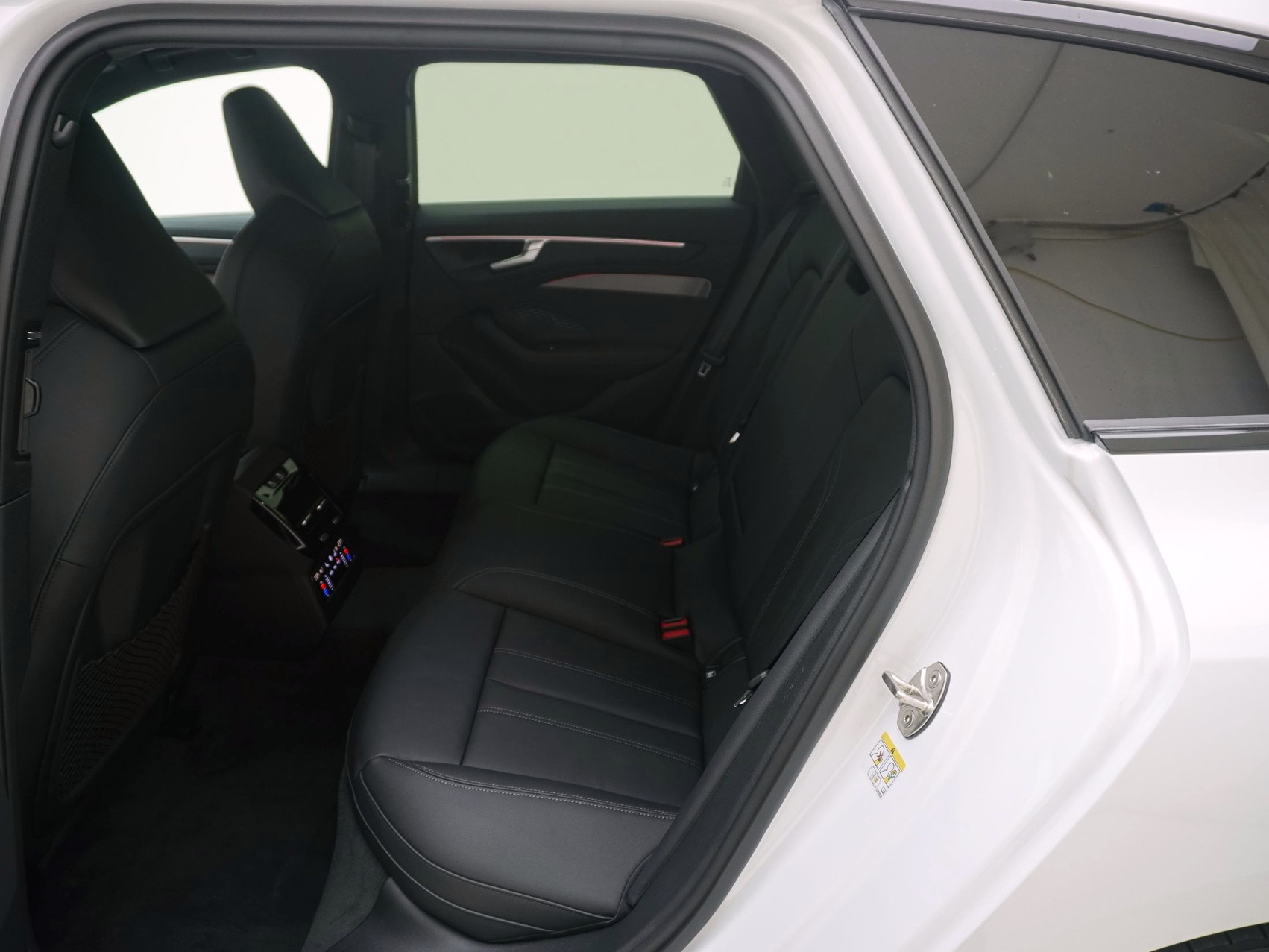 AUDI A6 Avant 2.0 e-hybrid S line quattro S-Tronic