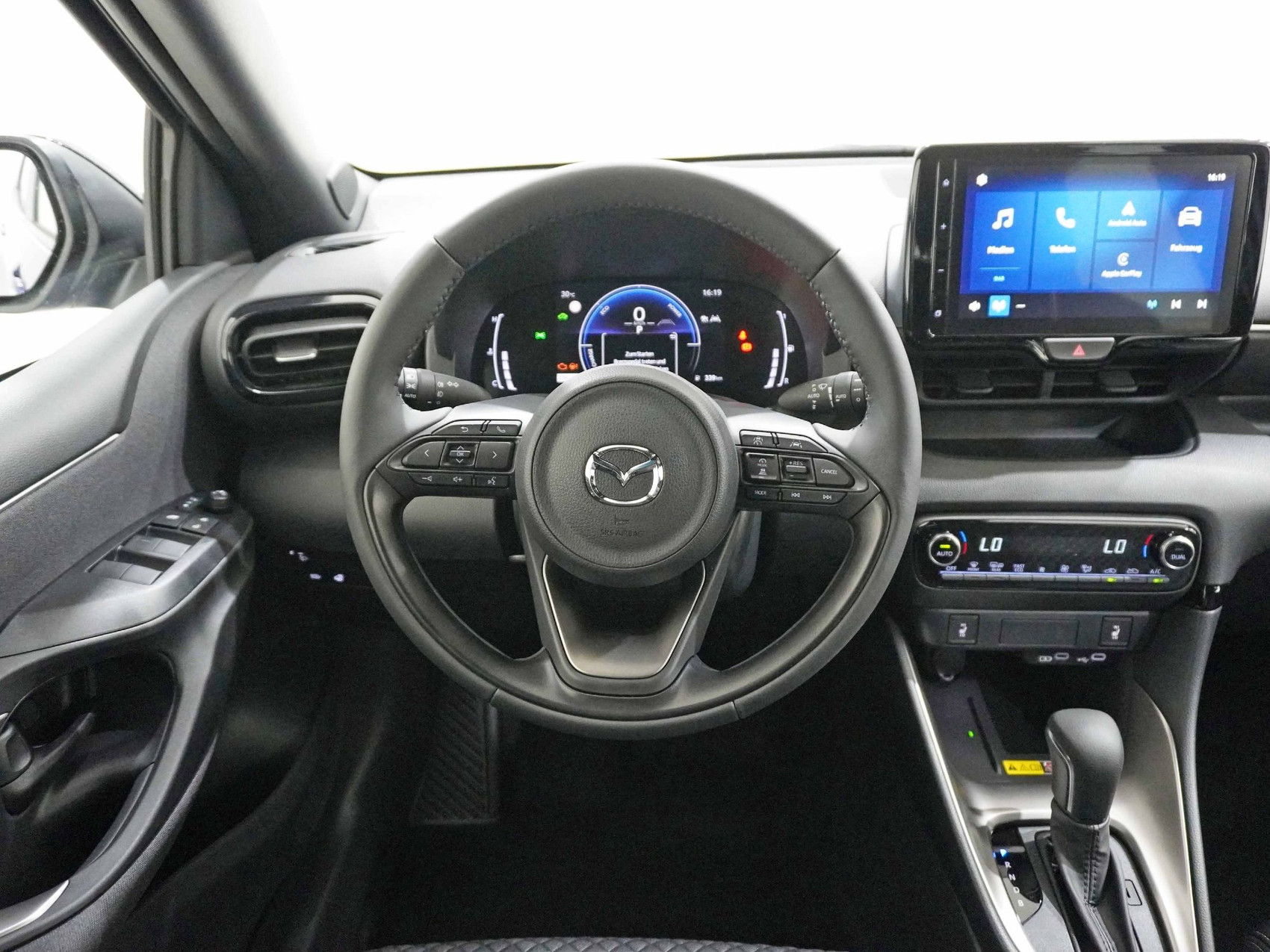 MAZDA 2 1.5 Hybrid Homura