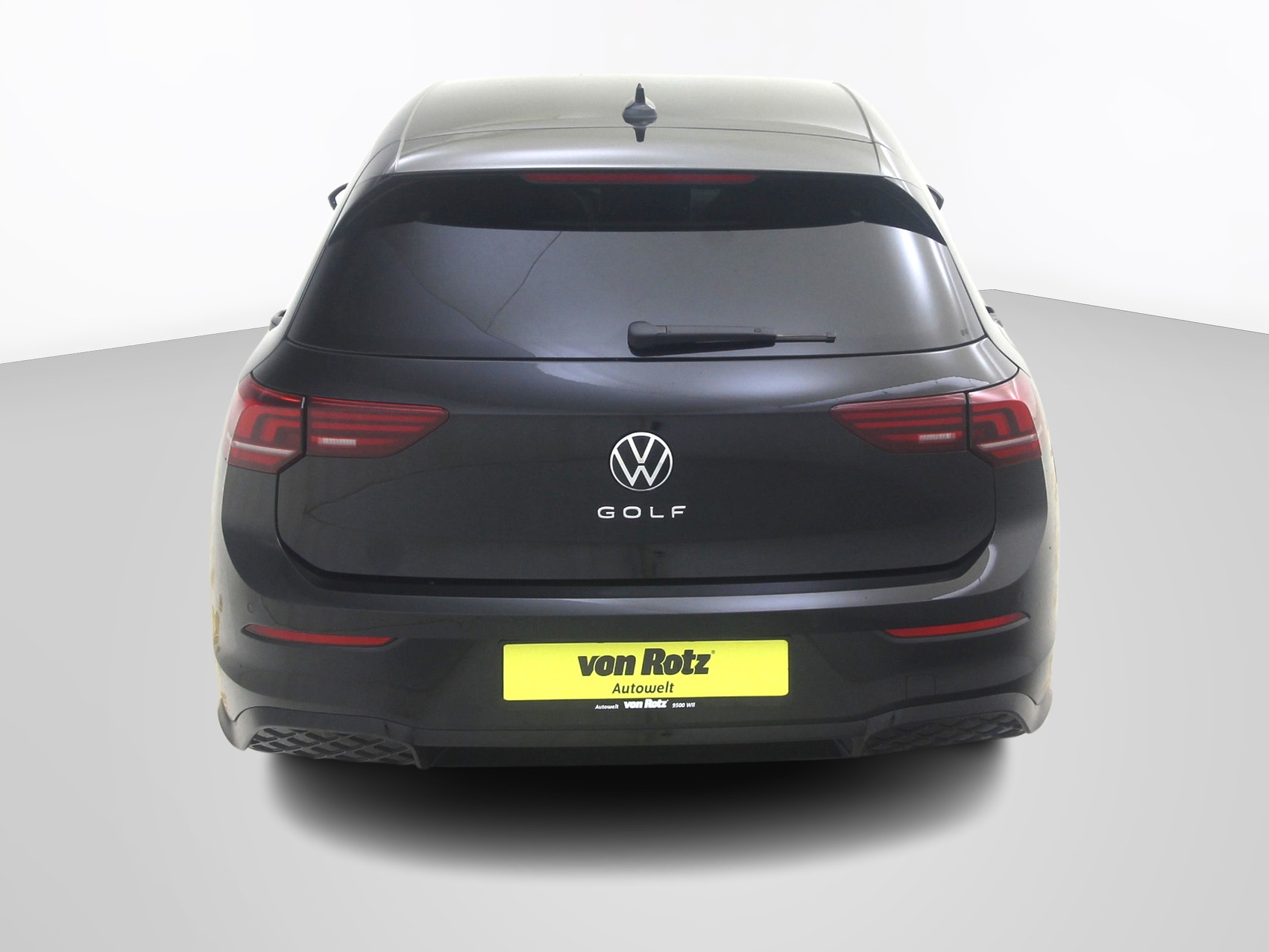 VW Golf VIII 1.5 eTSI R-Line DSG