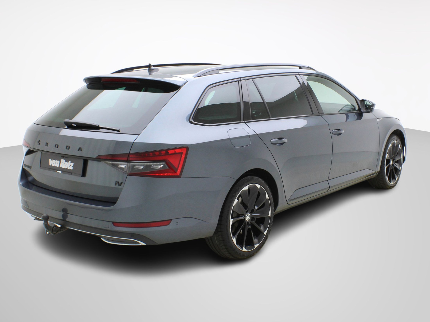 SKODA Superb Combi 1.4 TSI DSG PHEV Sport Line