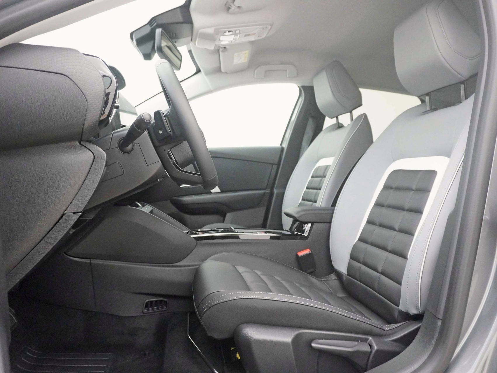 CITROËN C4 1.2 Hybrid Max