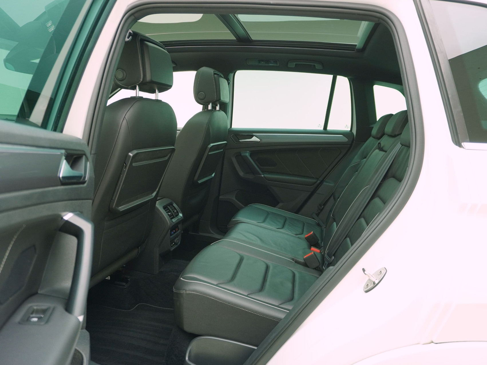 VW Tiguan 2.0 TDI DSG R-Line 4Motion