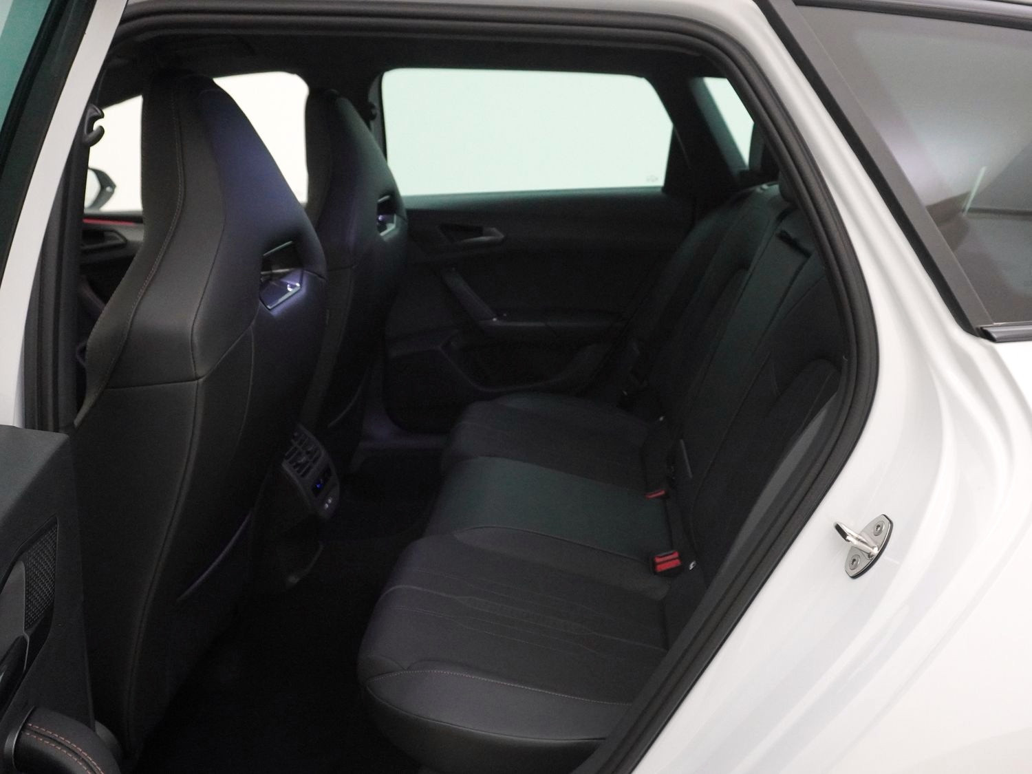 CUPRA Leon ST 1.5 eTSI ACT DSG