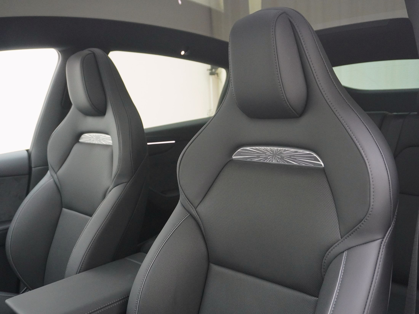 TESLA Model Y Performance AWD