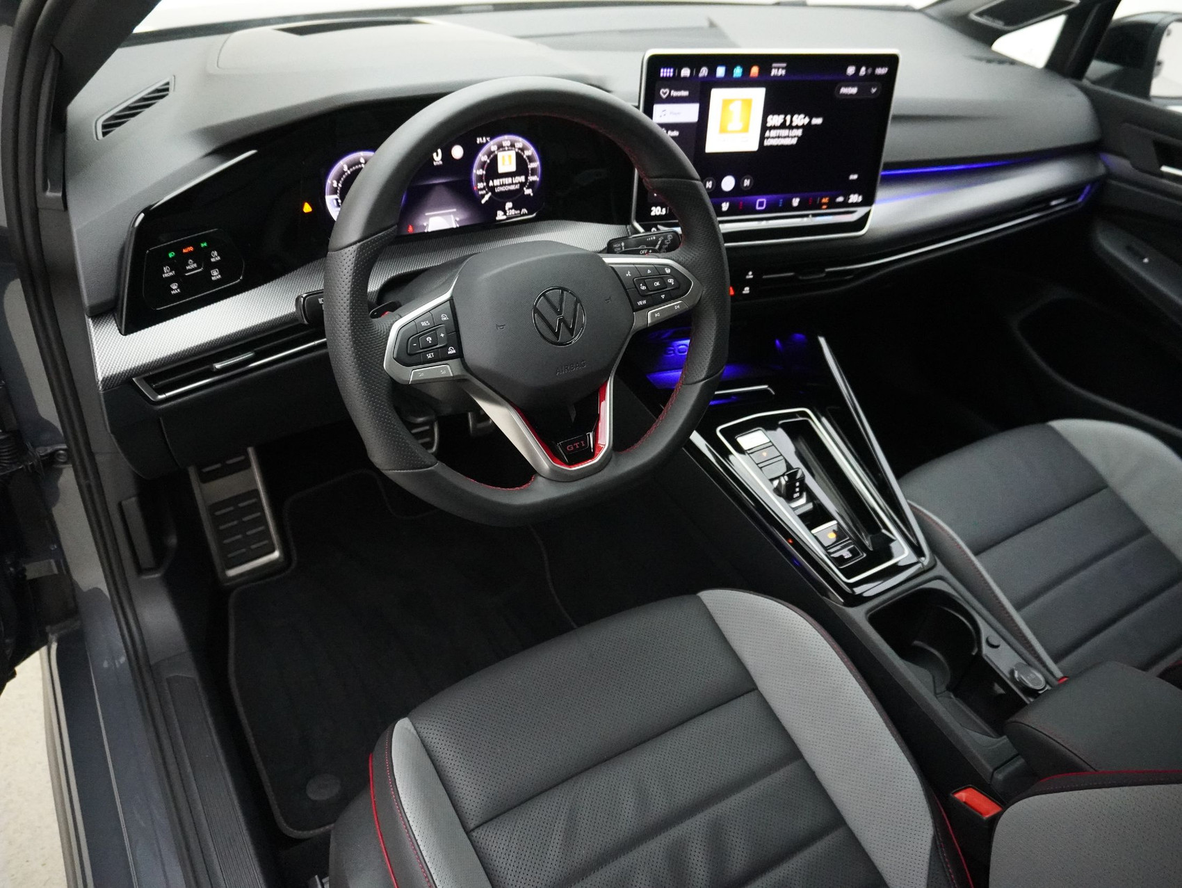 VW Golf 8.5 2.0 TSI DSG GTI Black Style (2025) **Leder/Harmon-Kardon/Sitzbelüftung/uvm.**