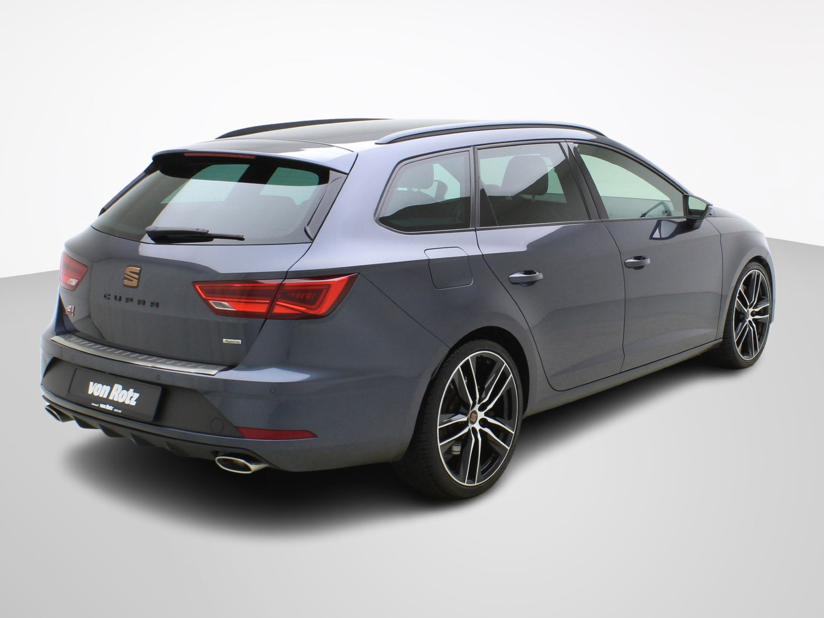 SEAT Leon ST 2.0 TSI DSG Cupra 4Drive