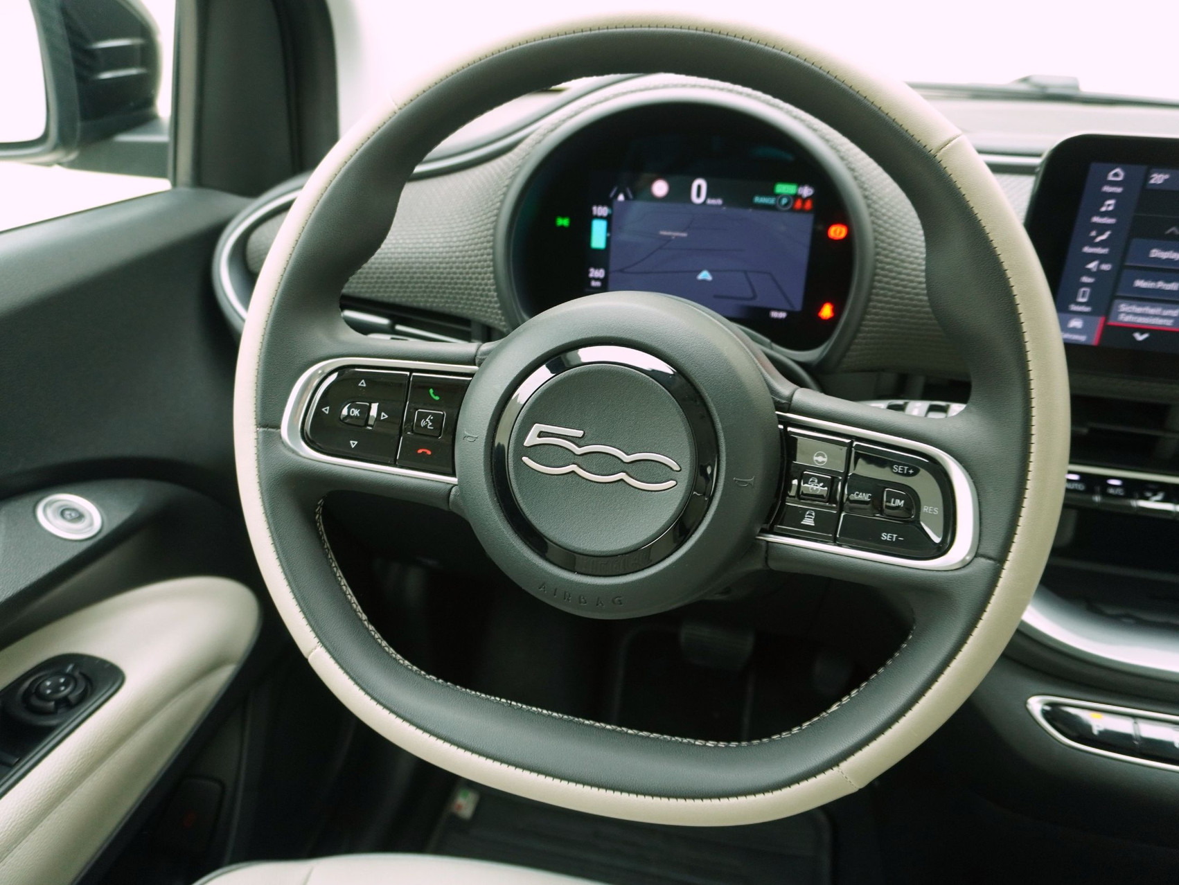FIAT 500 La Prima
