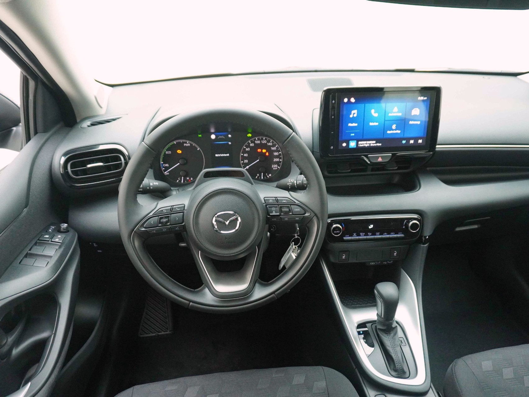 MAZDA 2 1.5 Hybrid Centre-Line