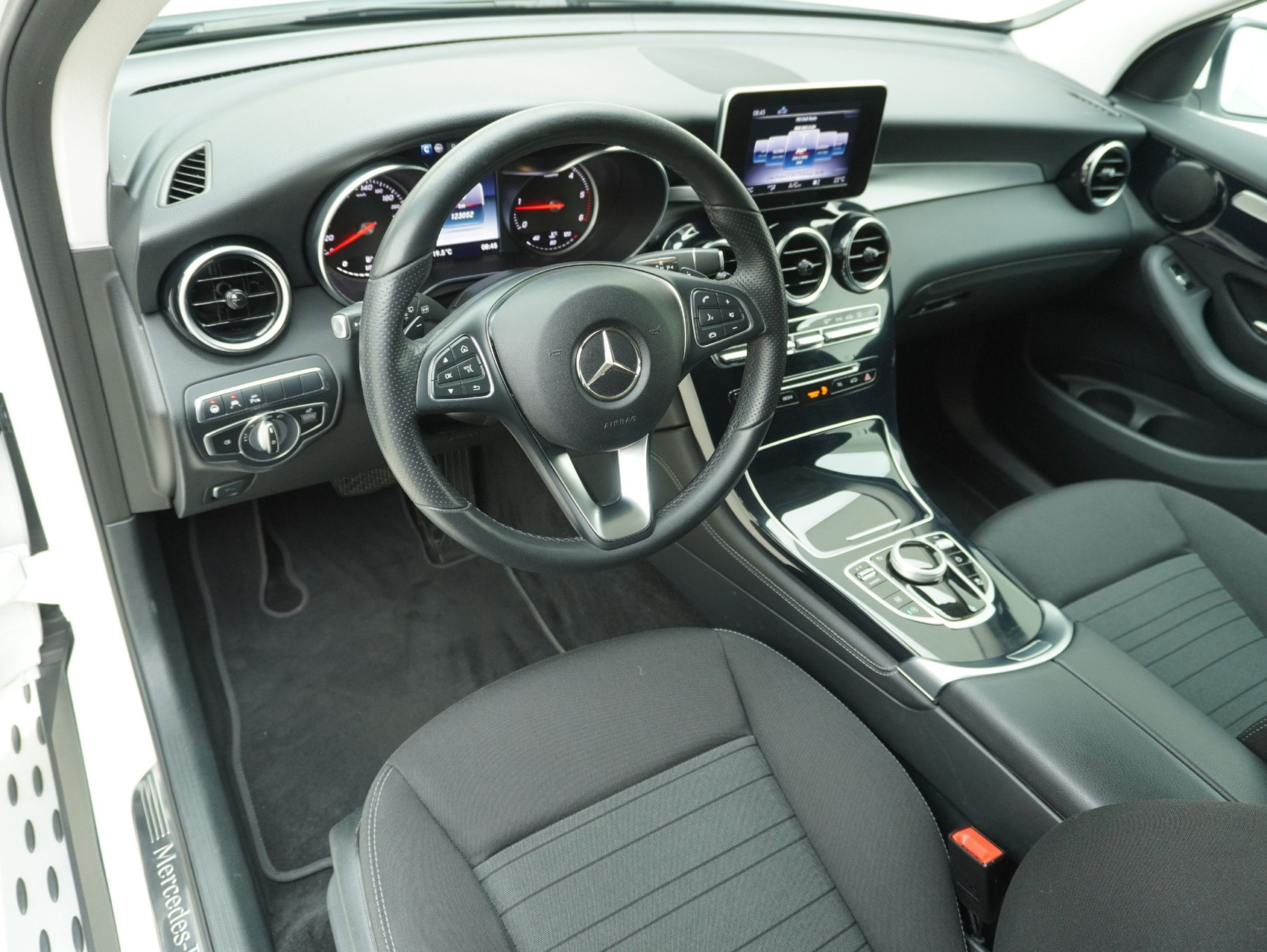 MERCEDES-BENZ GLC-Klasse GLC 220 d Exclusive 4matic