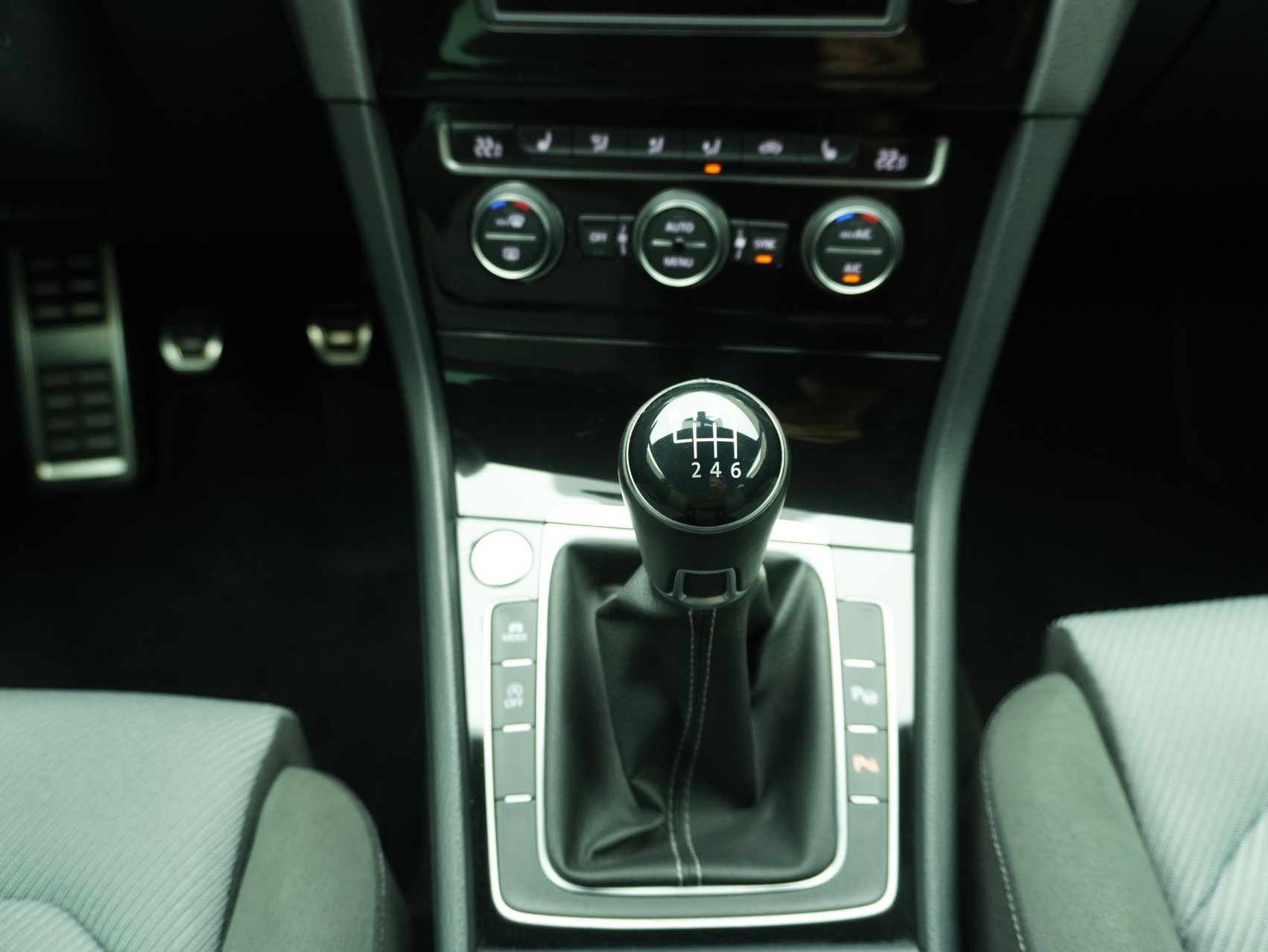 VW Golf 7 1.4 TSI R-Line