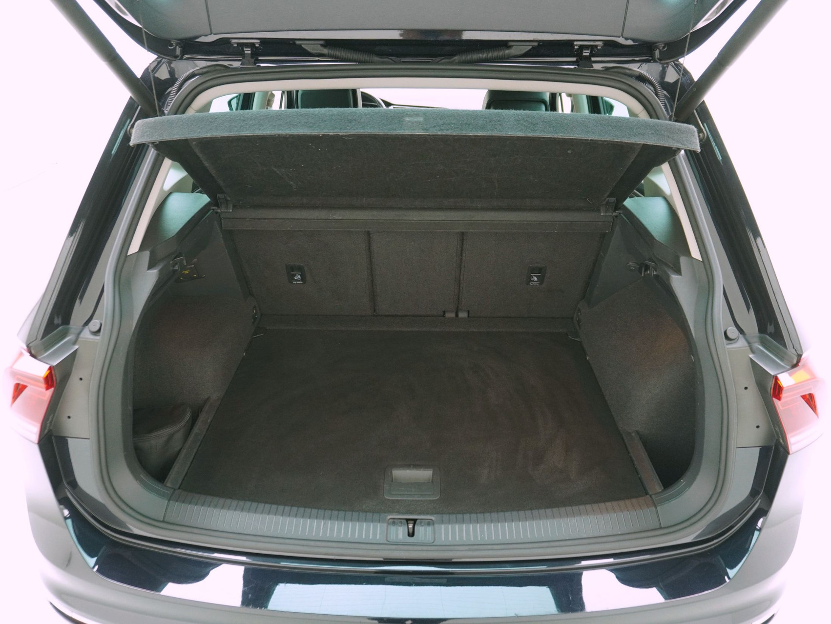 VW Tiguan 2.0 TDI DSG R-Line 4Motion