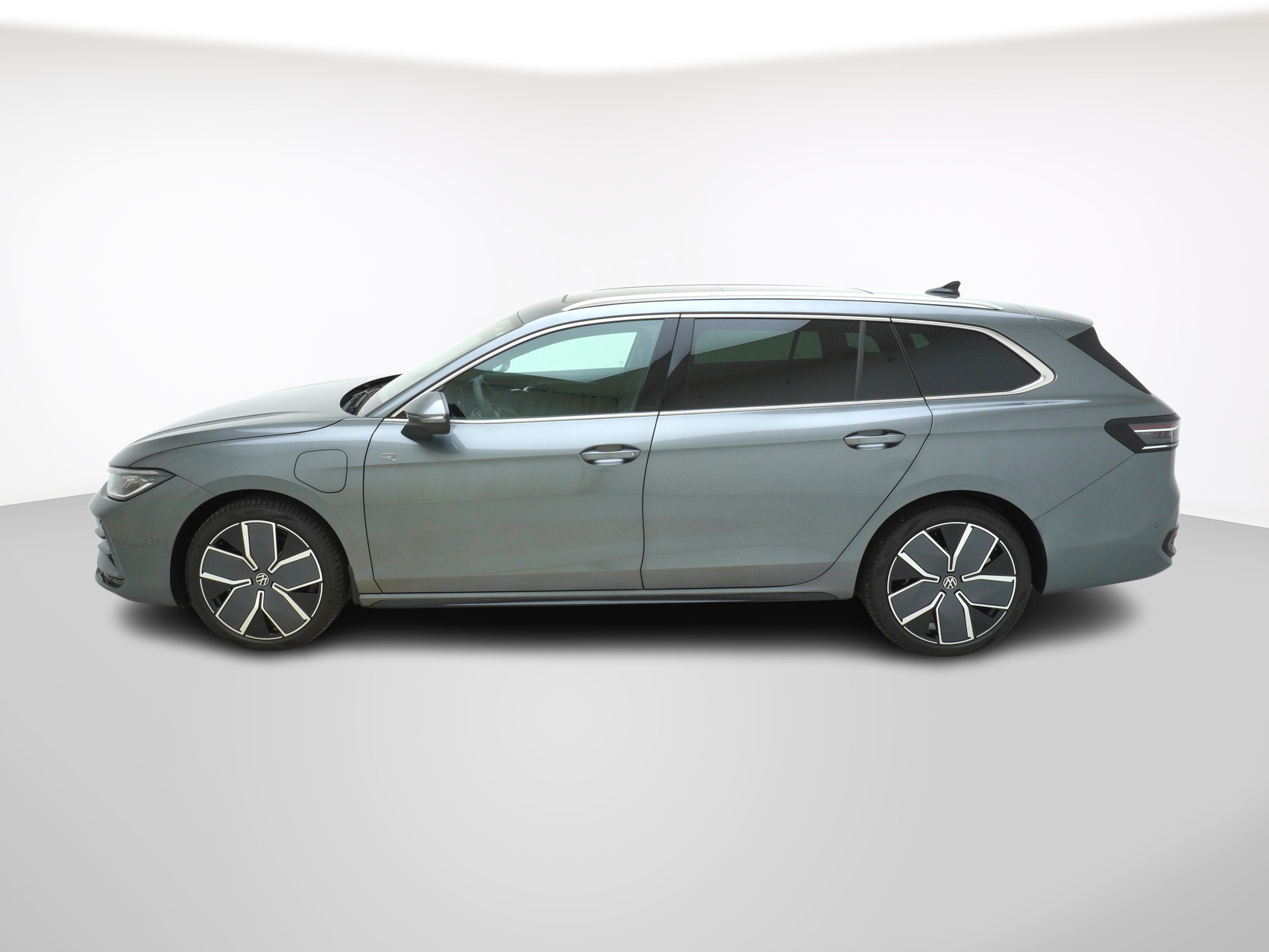 VW Passat Variant 1.5 TSI Plug-in-Hybrid R-Line