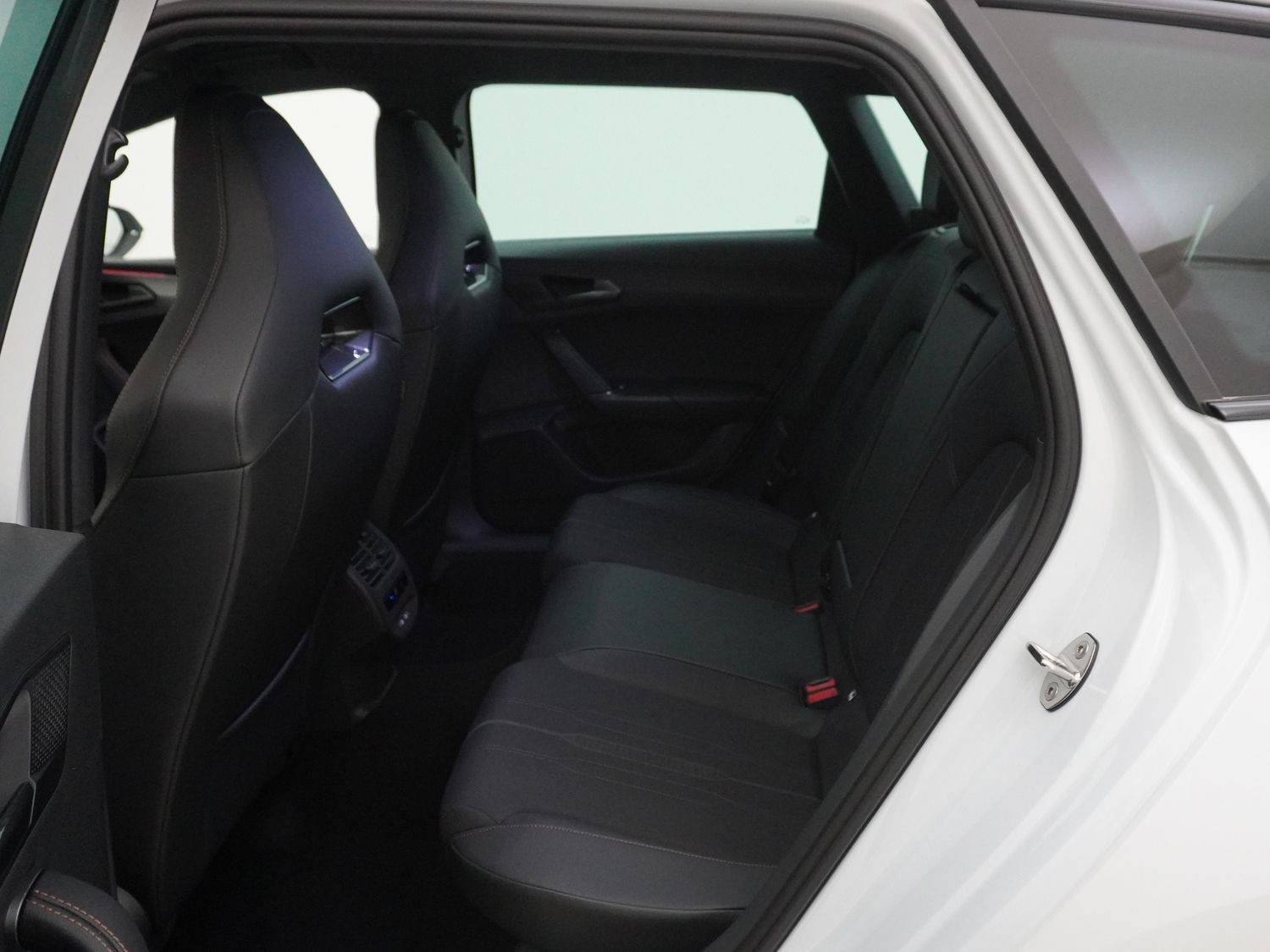 CUPRA Leon ST 1.5 eTSI ACT DSG