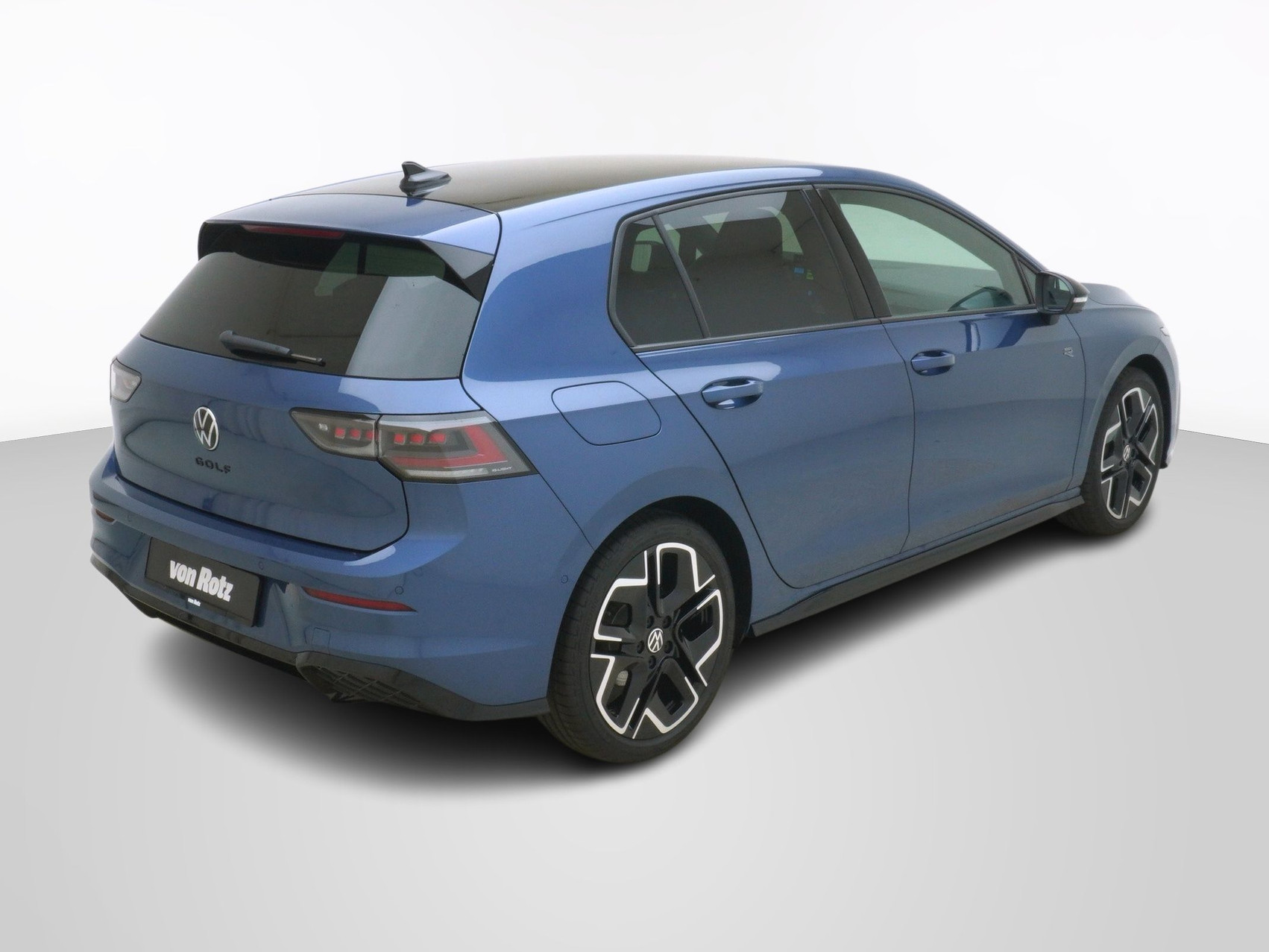 VW Golf VIII 1.5 eTSI R-Line DSG