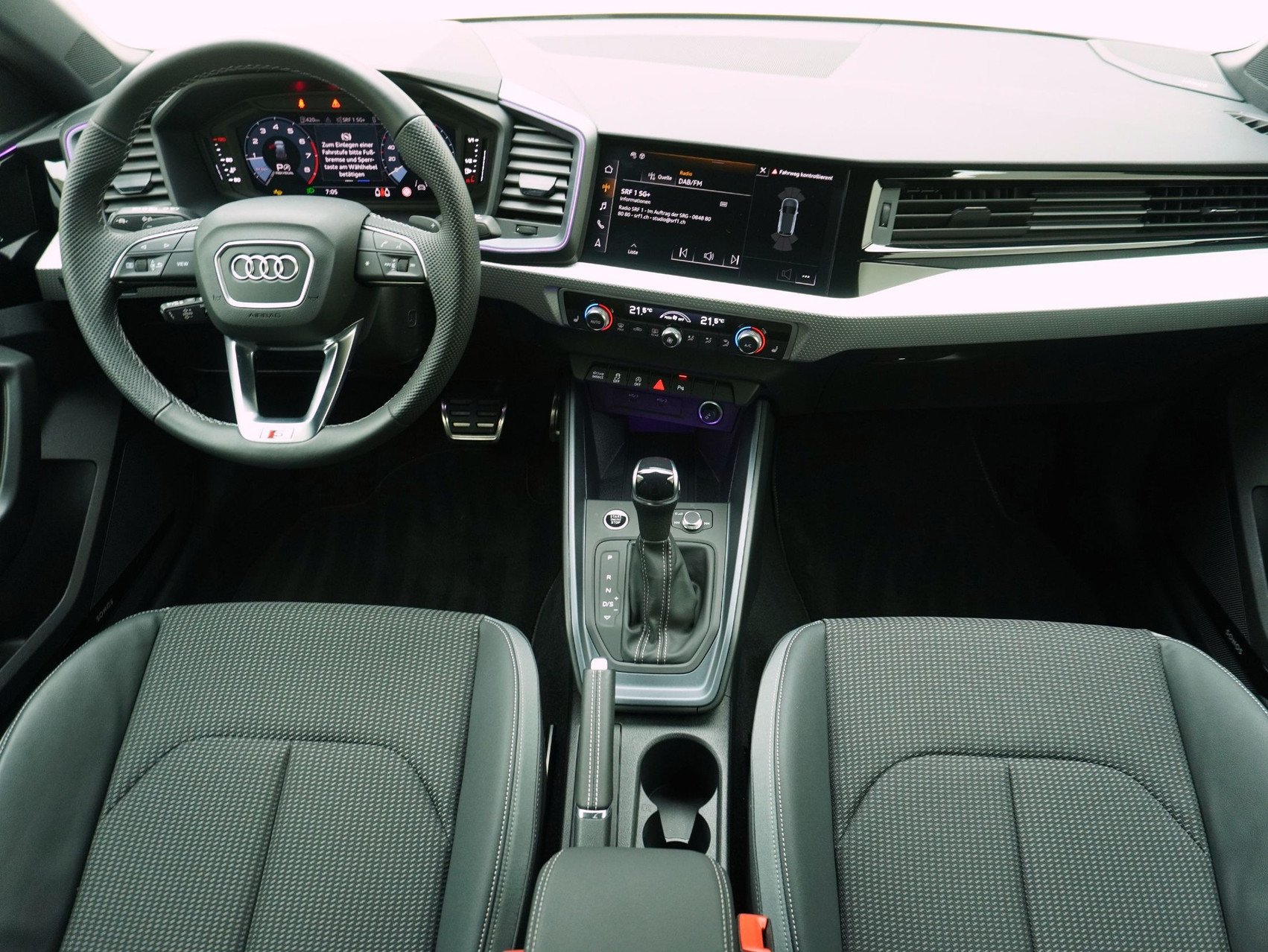 AUDI A1 Sportback 40 TFSI S Line S-Tronic **Audi Werksgarantie bis 05/2030**
