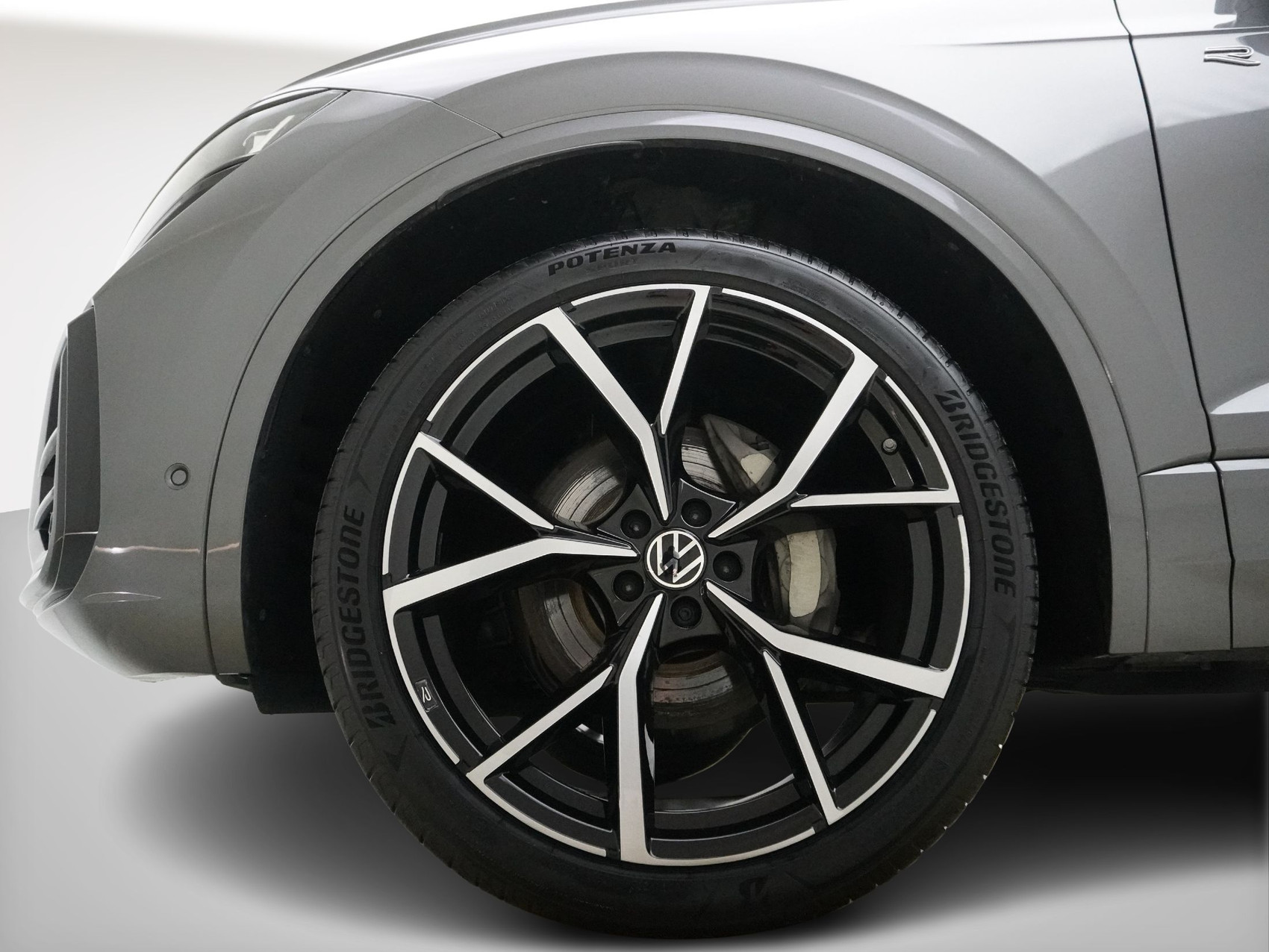 VW Touareg 3.0 TDI R-Line Black Style 4Motion **Anhängerkupplung + Standheizung**