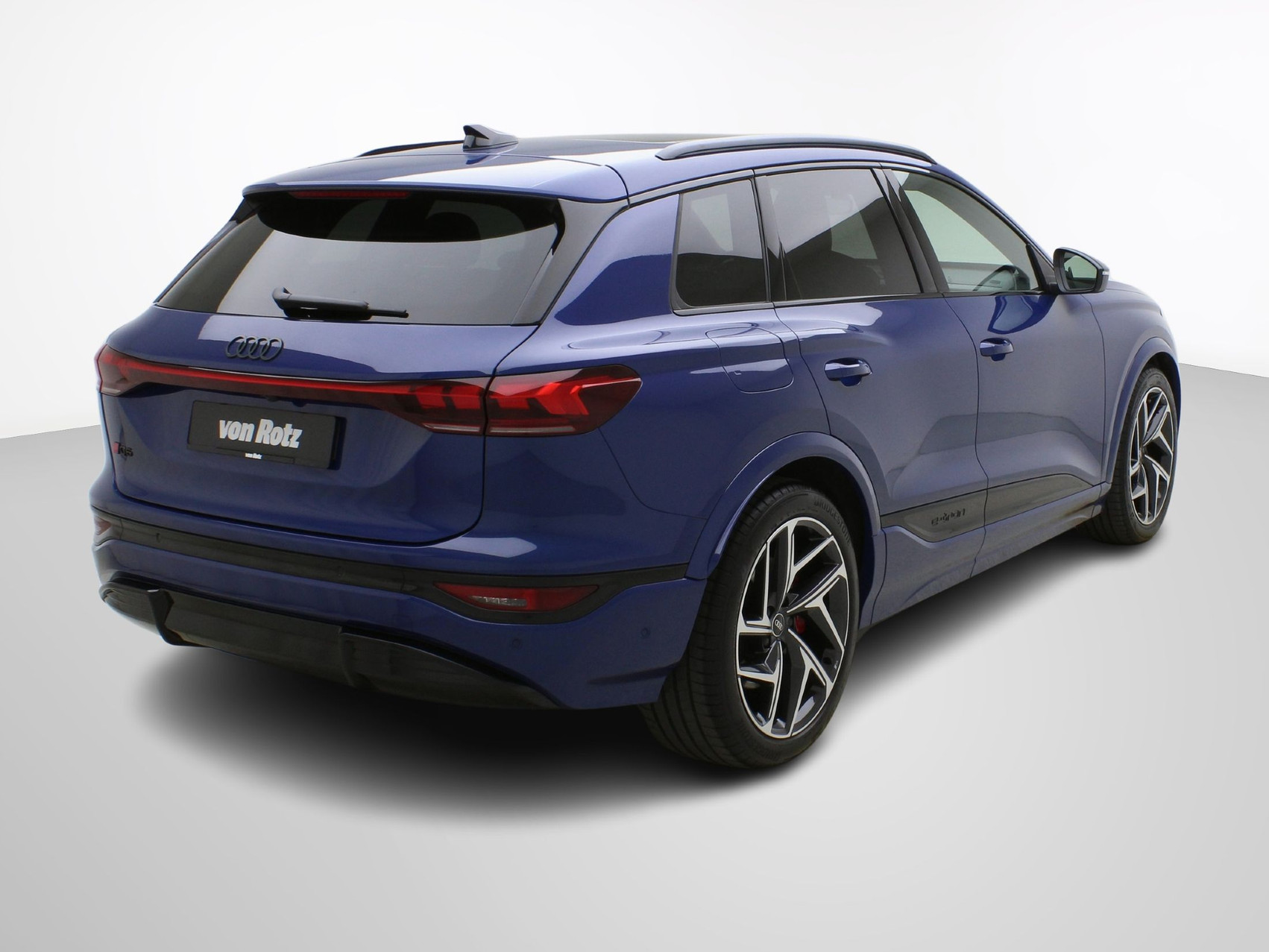 AUDI Q6 e-tron S line quattro **Audi Werksgarantie bis 03/2030**