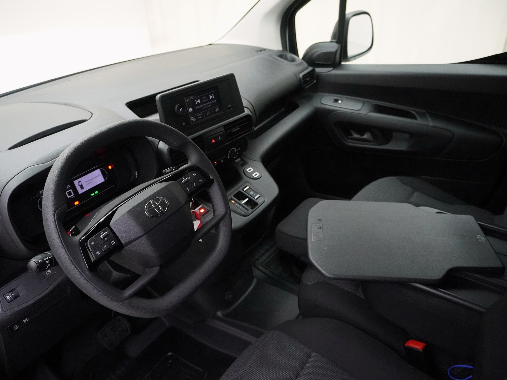 TOYOTA Proace City PROACE CITY Van L2 52KWh Active ** inkl. Pack Glas **