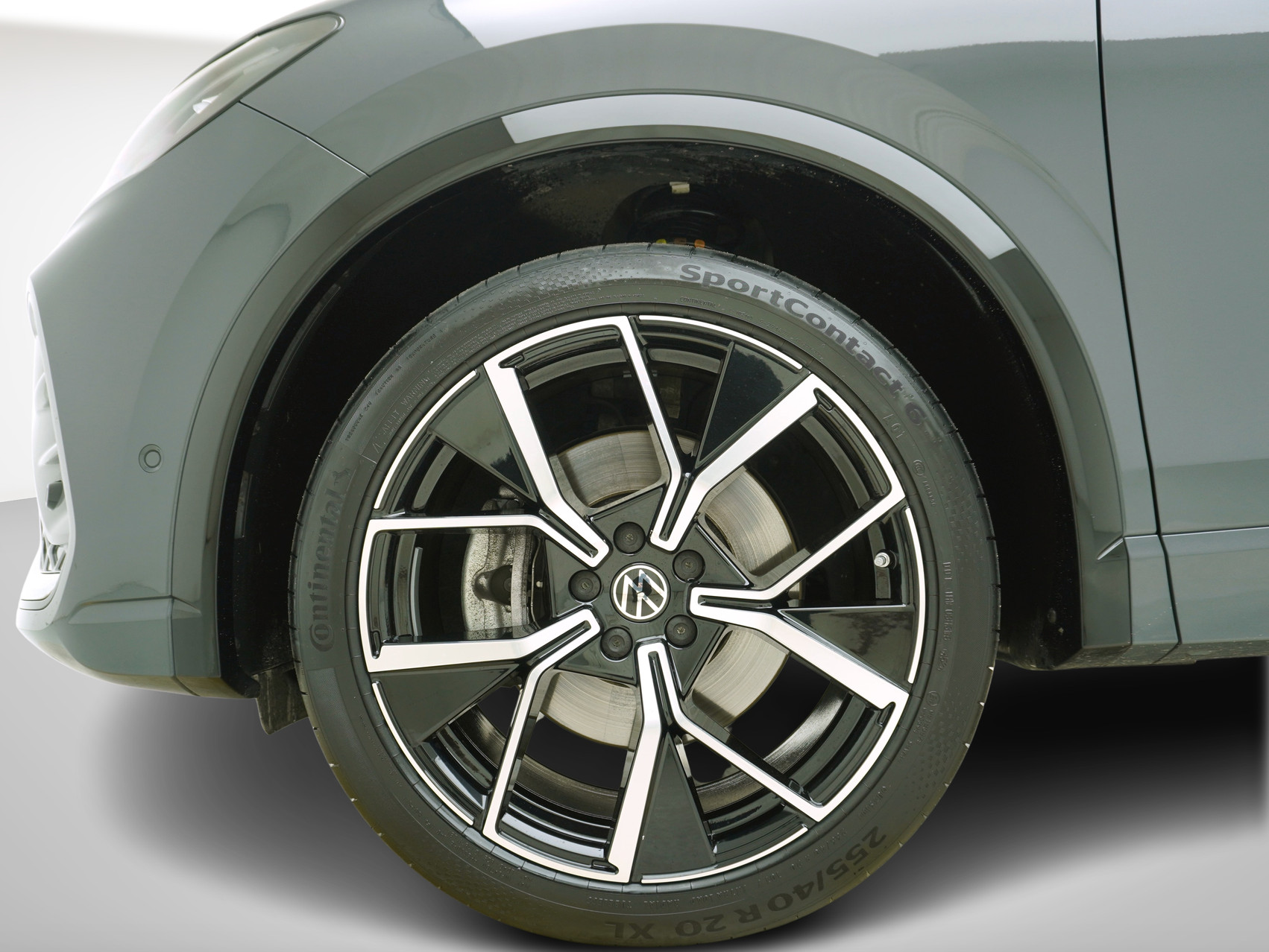 VW Tiguan 2.0 TSI DSG R-Line 4Motion