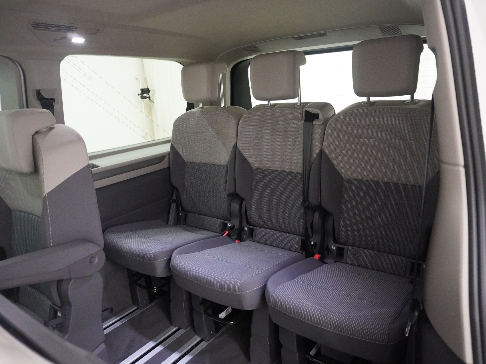 VW Multivan lang 2.0 TDI Life Edition-DSG