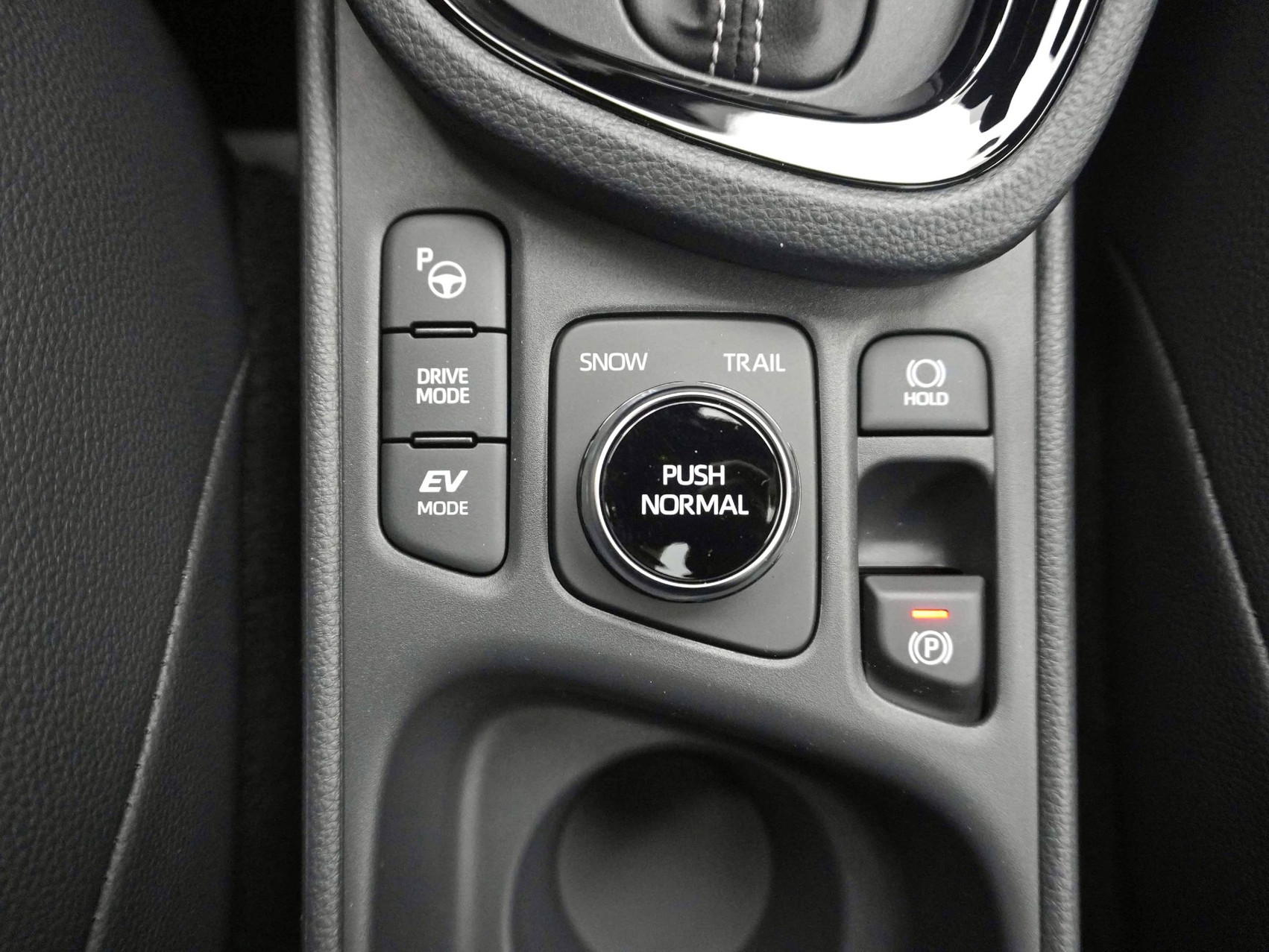 TOYOTA Yaris Cross 1.5 VVT-i HSD Premium AWD-i ** 360° Kamera **