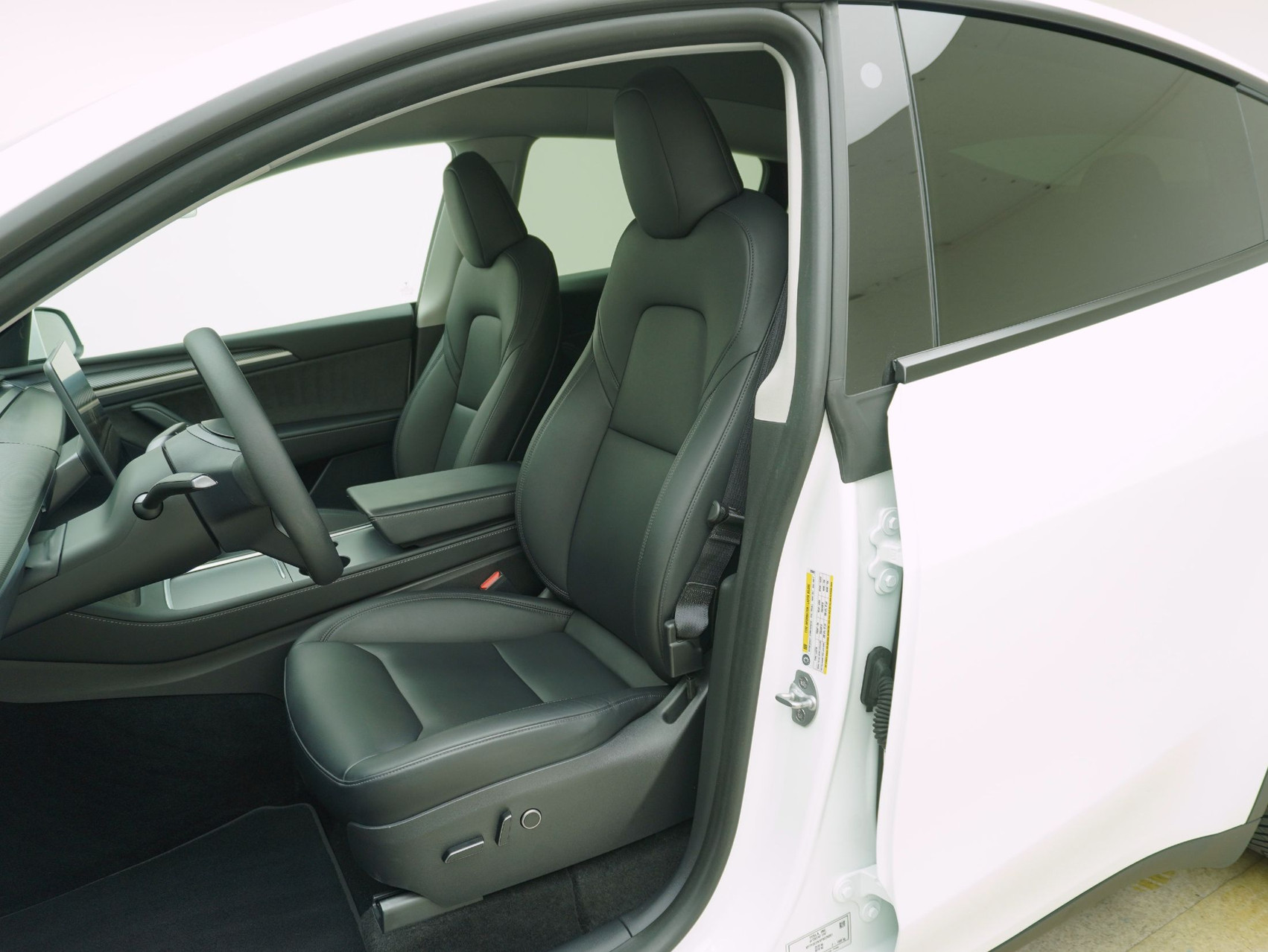 TESLA Model Y Long Range Dual AWD