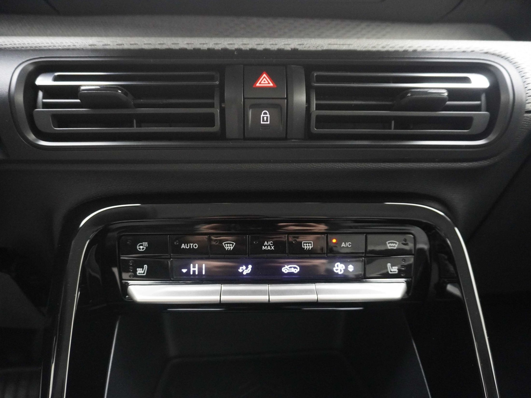 CITROËN C3 1.2 Hybrid Max