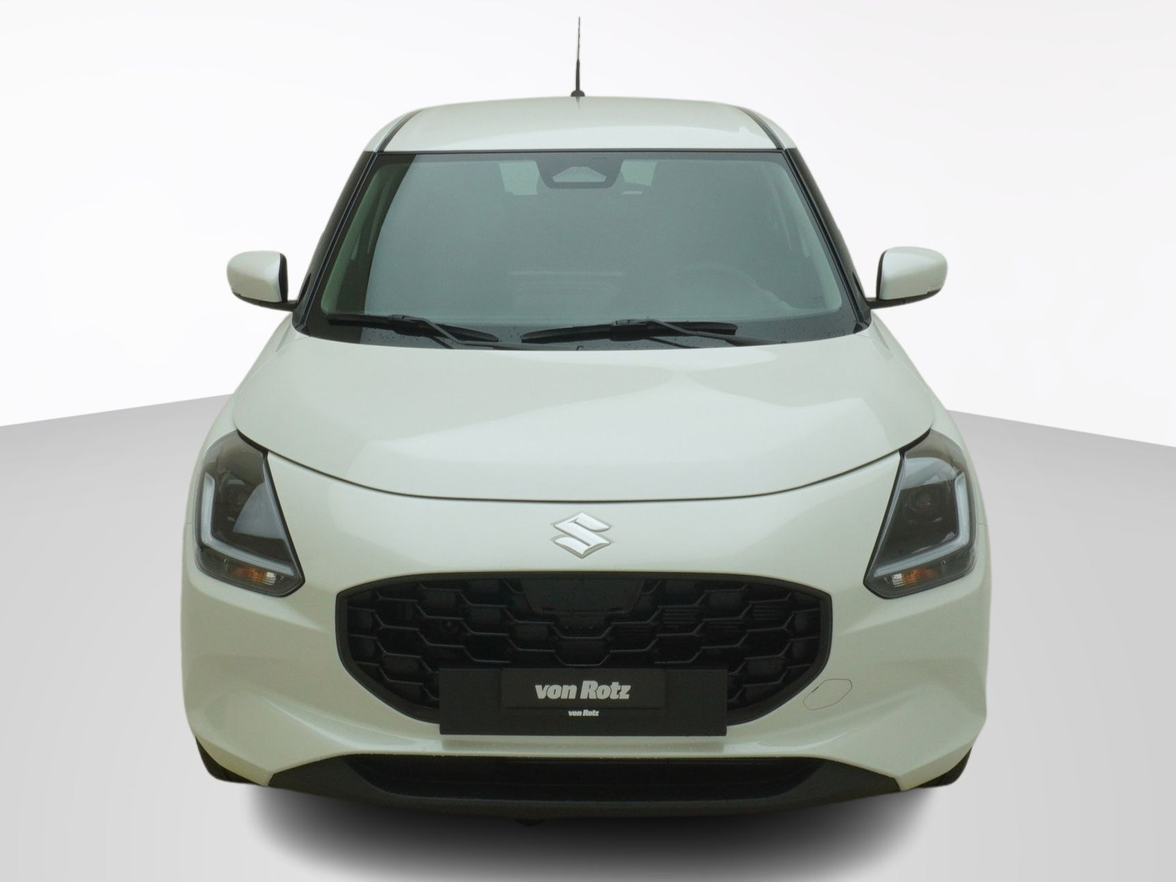 SUZUKI Swift 1.2 Sakura Top Hybrid 4×4