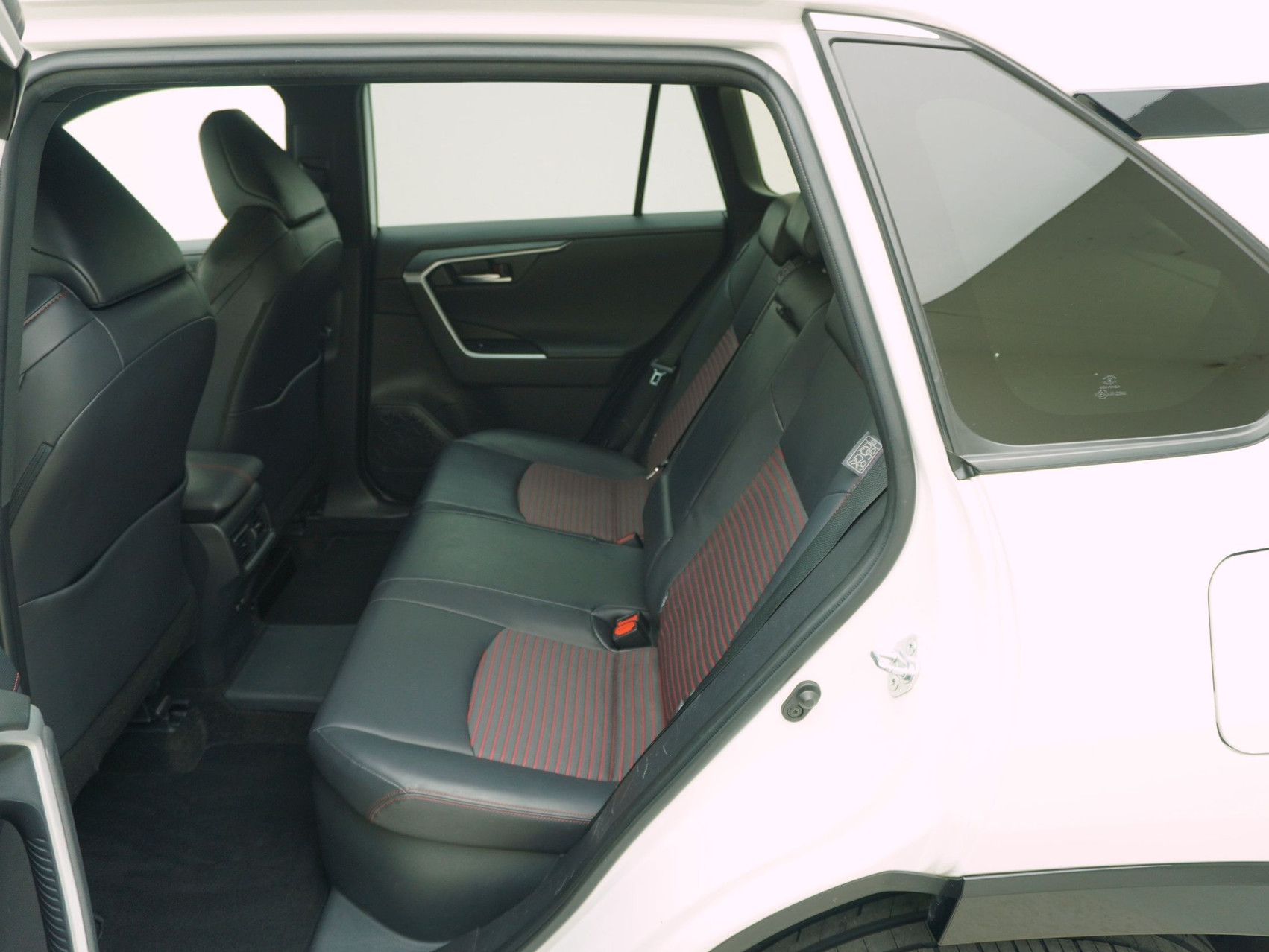 SUZUKI Across 2.5 PHEV Compact Top 4×4