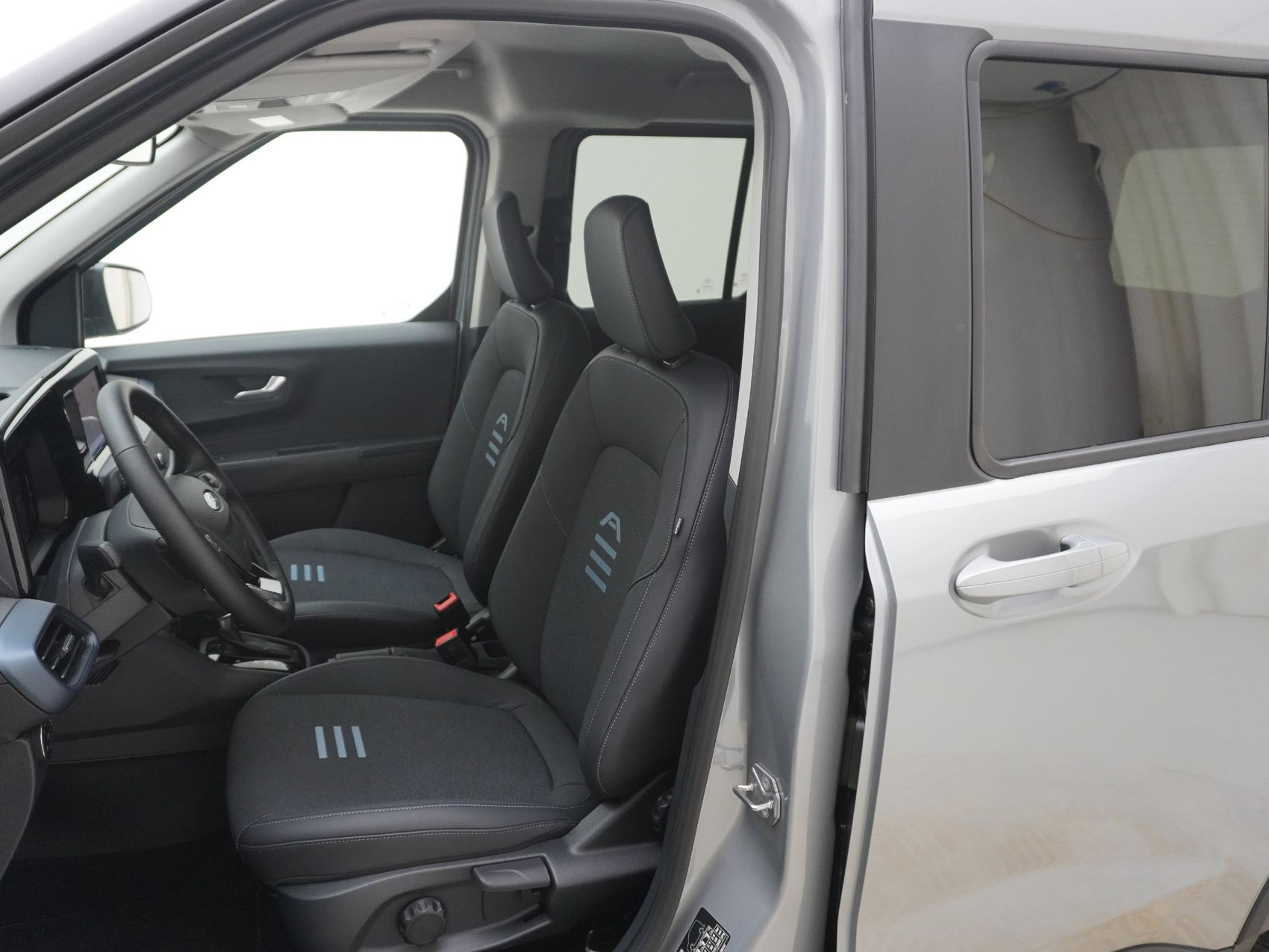 FORD Tourneo Courier 1.0 Ecoboost Active