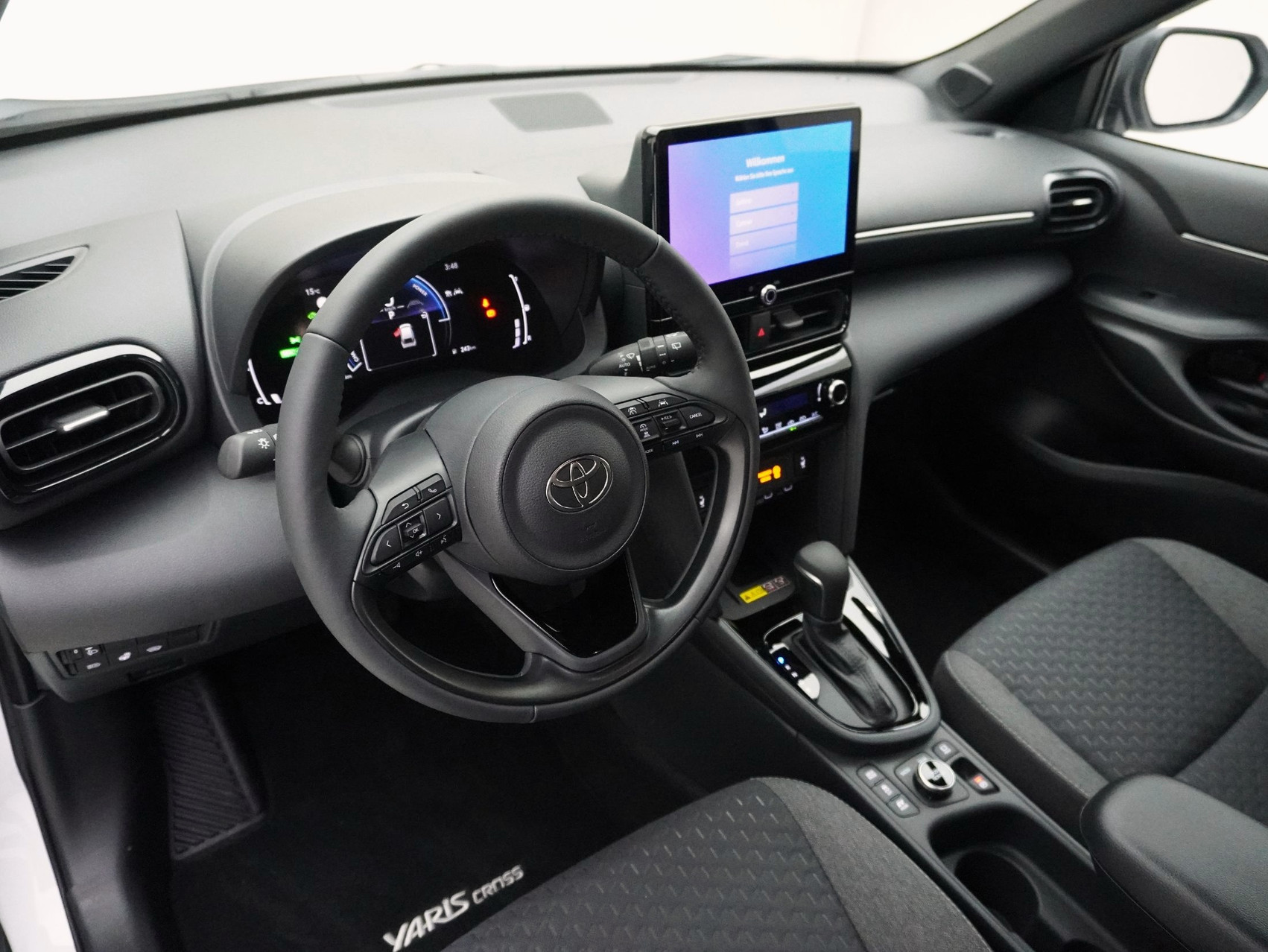 TOYOTA Yaris Cross 1.5 VVT-i HSD Trend AWD-i ** 4×4 ** inkl. 8-Fachbereifung **