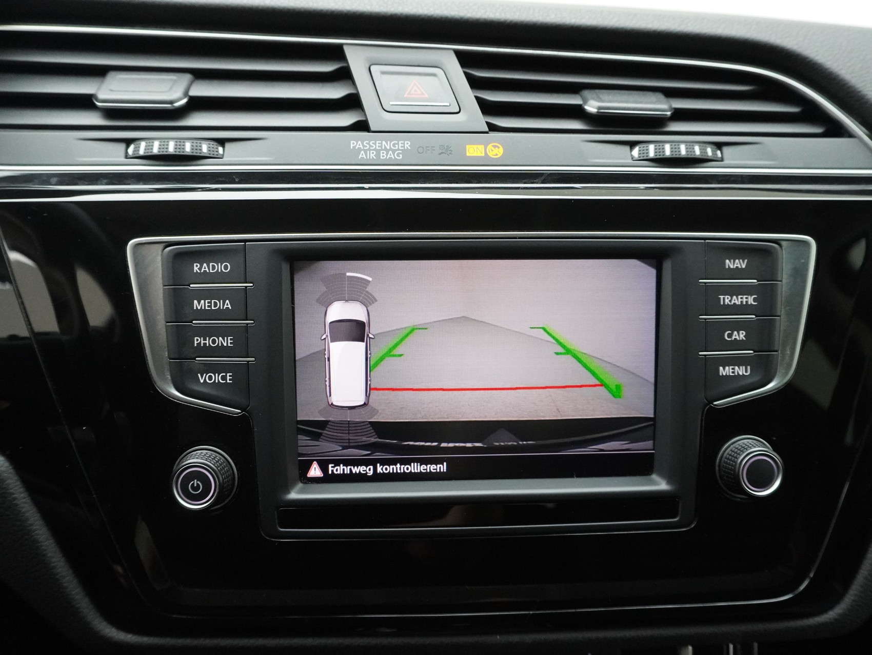 VW Touran 2.0 TDI DSG Highline **7-Plätzer**