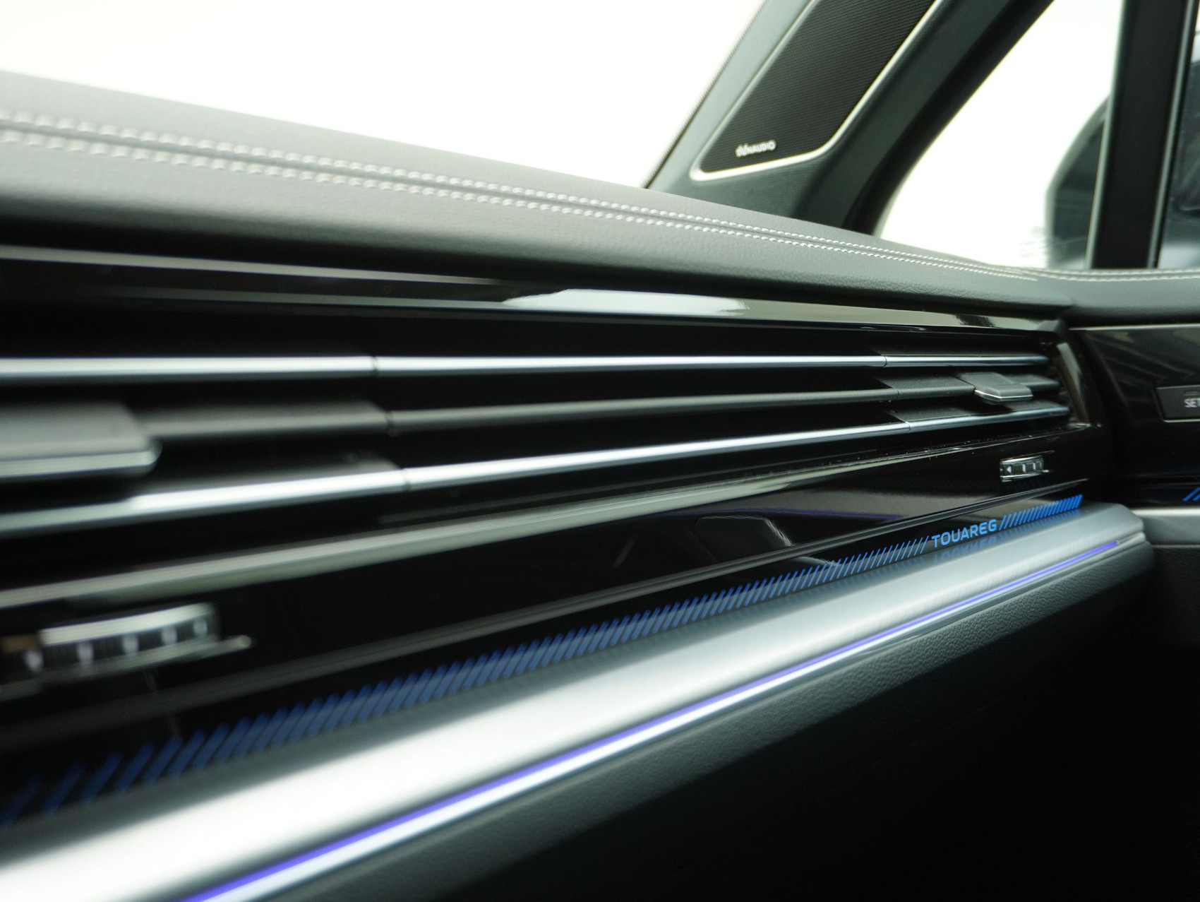 VW Touareg 3.0 TDI R-Line Black Style 4Motion