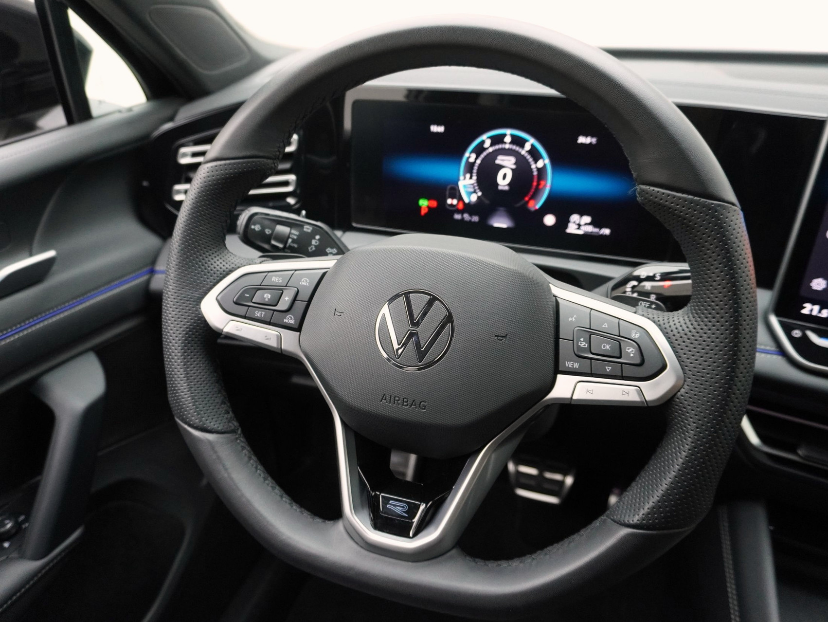 VW Tiguan 2.0 TSI DSG R-Line Black Style 4Motion (2025)