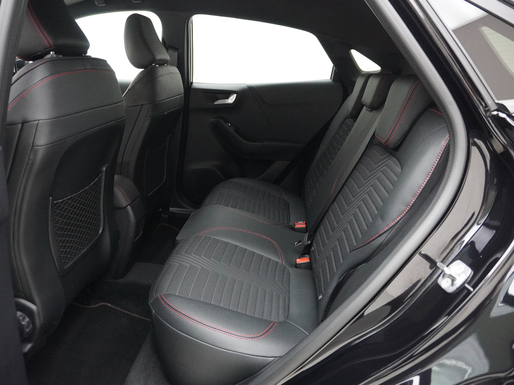 FORD Puma 1.0 EcoB Hybrid ST-Line X