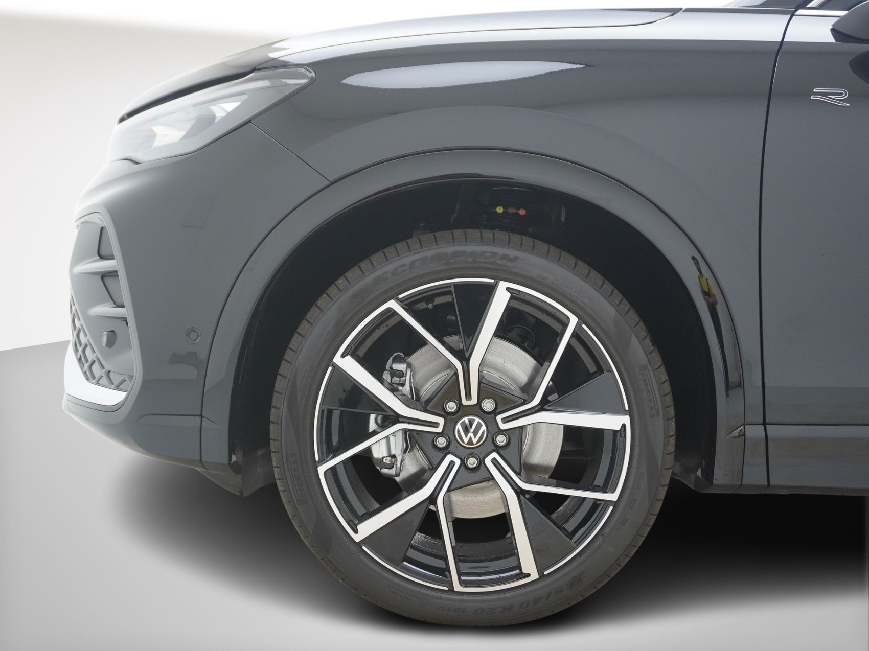 VW Tiguan 2.0 TSI R-Line 4Motion