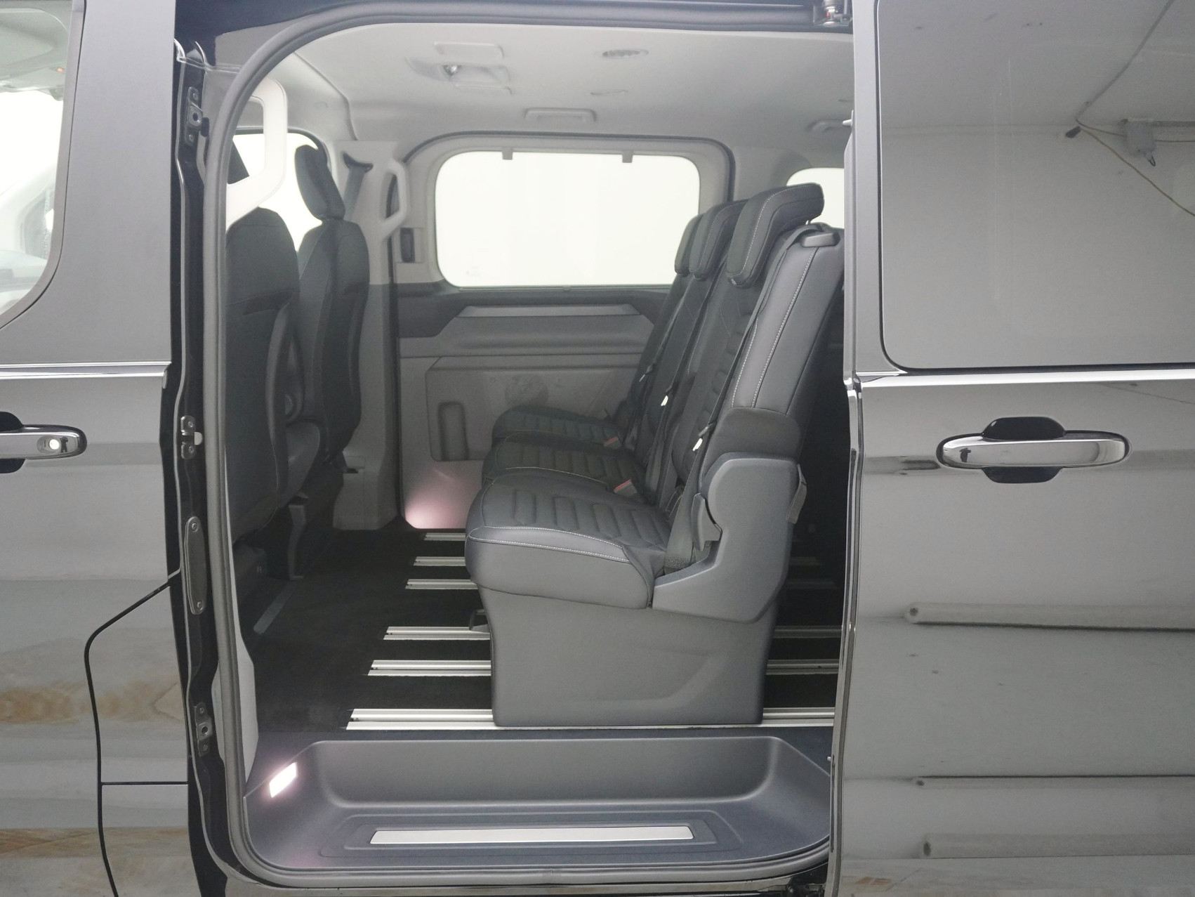 FORD Tourneo Custom 320 L1 2.0 TDCI 4×4 Titanium X