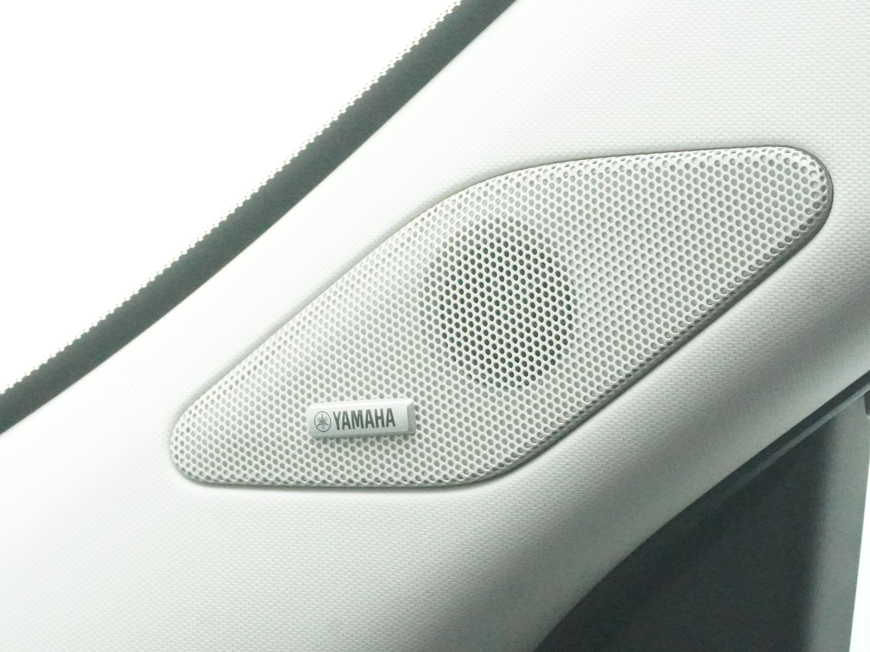 MITSUBISHI Outlander 2.4 PHEV Invite 4×4