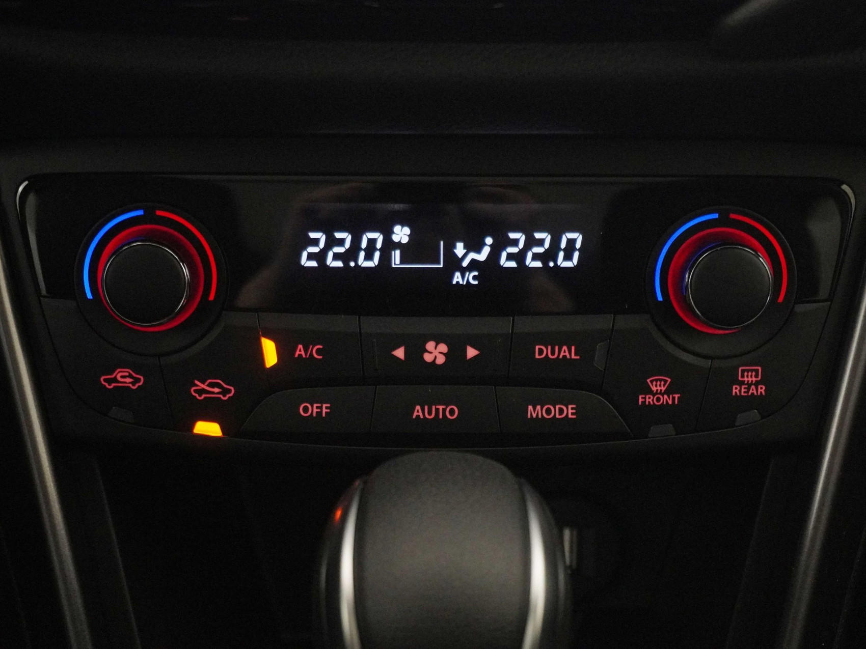 SUZUKI S-Cross 1.4 T Compact Top Hybrid 4×4