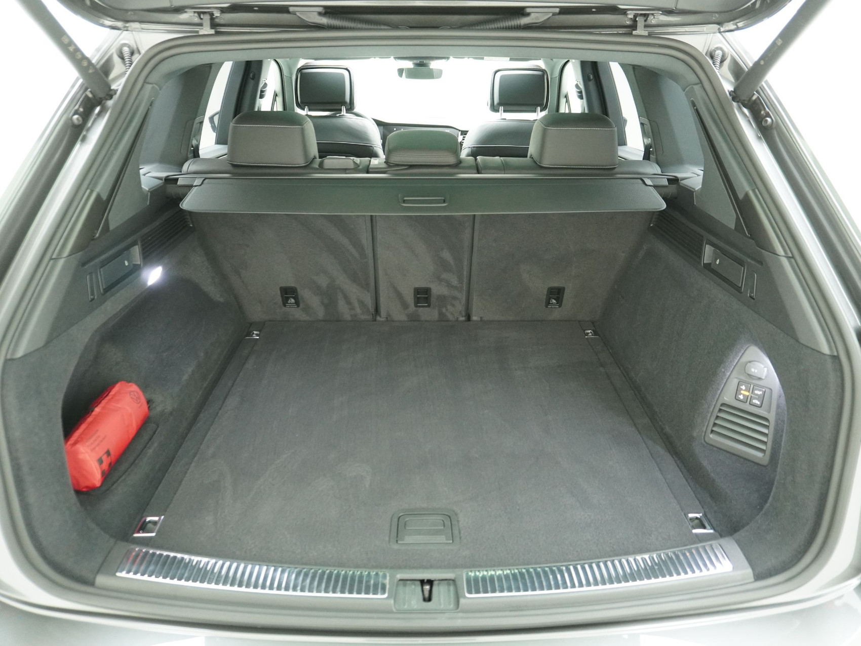 VW Touareg 3.0 TDI R-Line Black Style 4Motion