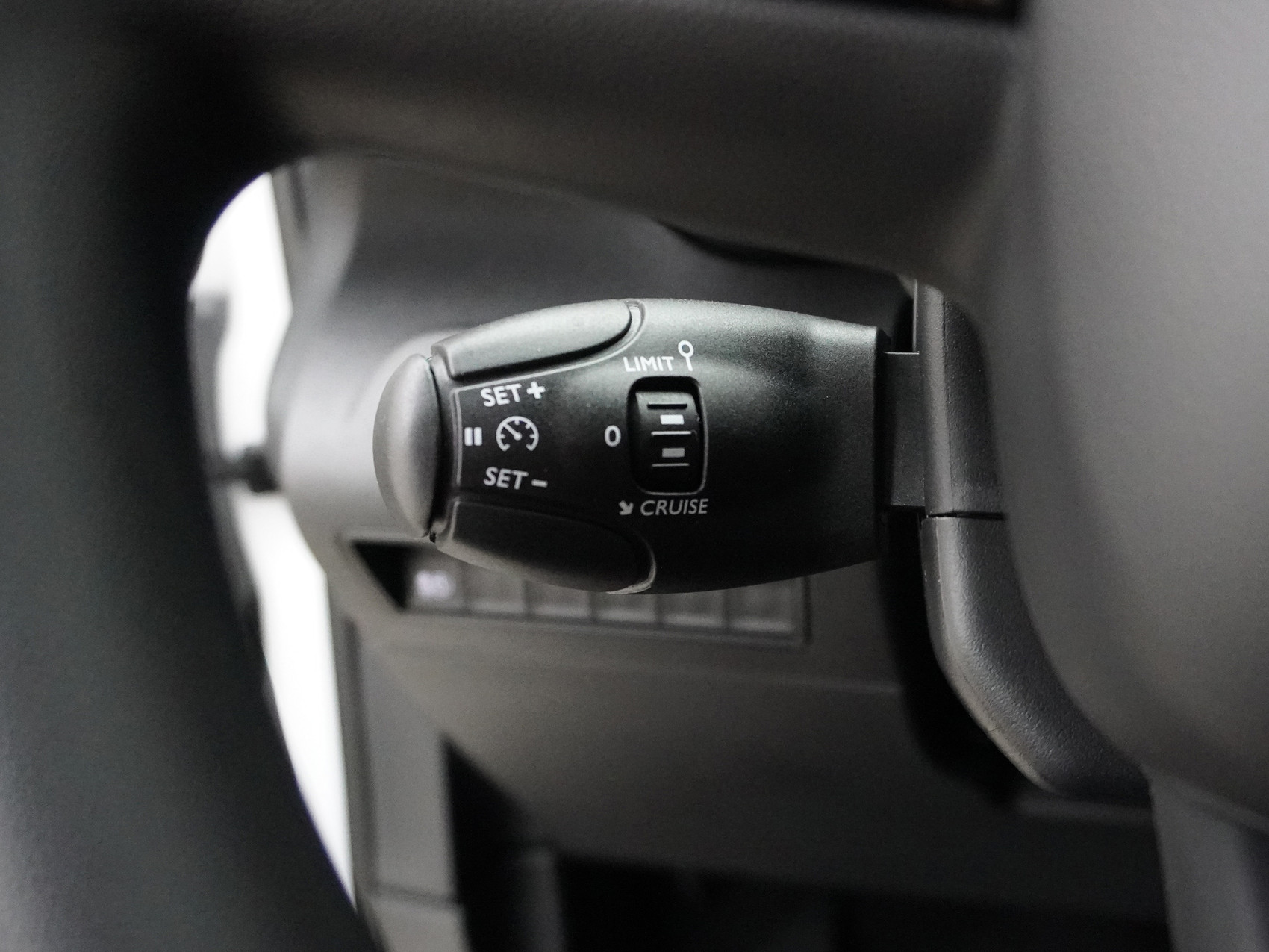 CITROËN ë-Berlingo M erhöhte Nutzlast 50kWh Swiss Edition ***Inklusive Navigation***