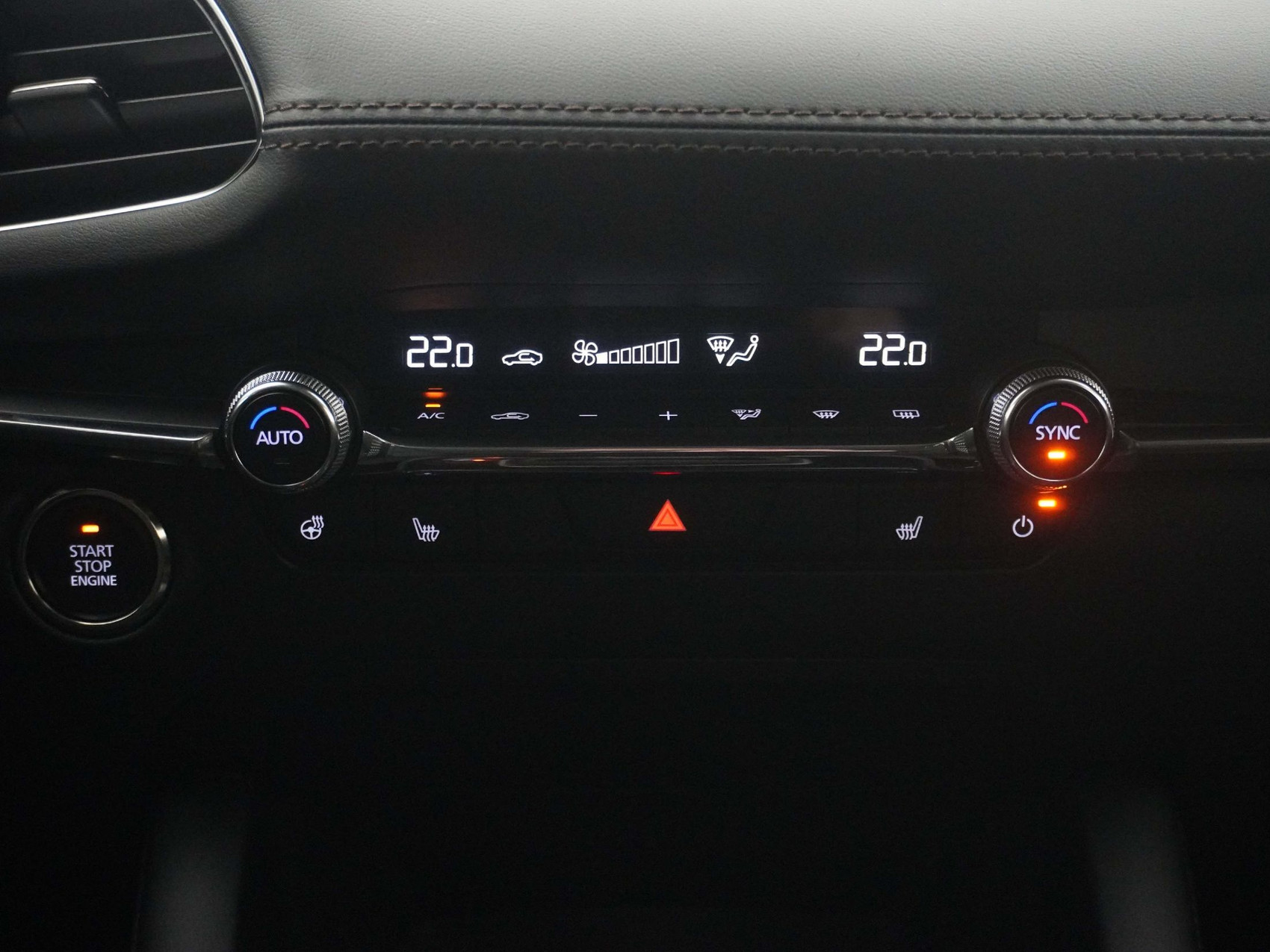 MAZDA 3 Sedan 2.0 186 Exclusive-Line