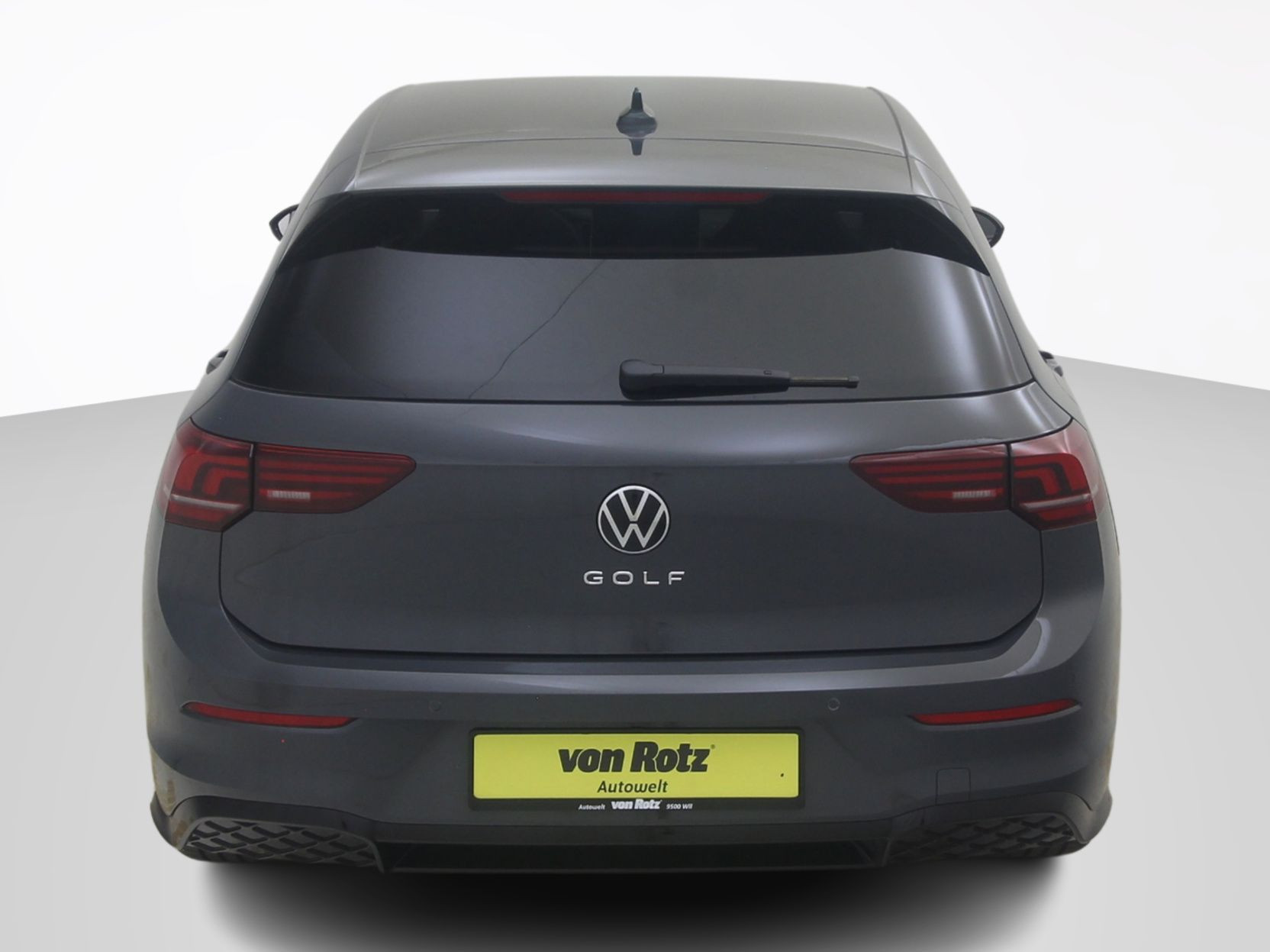 VW Golf VIII 1.5 eTSI R-Line DSG