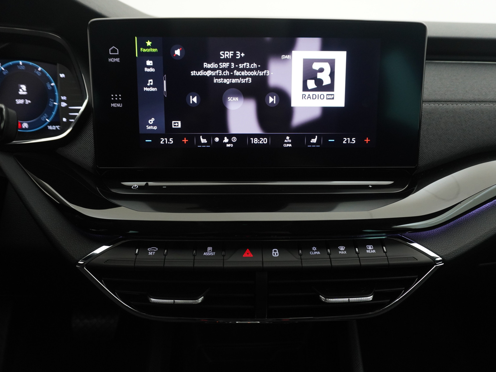 SKODA Octavia 1.5 eTSI Style DSG