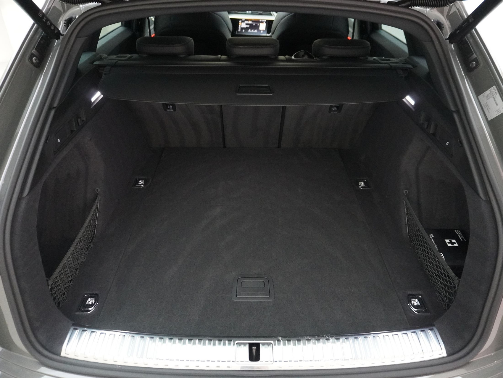 AUDI SQ8 e-tron quattro **Audi Garantie bis 10/2029**