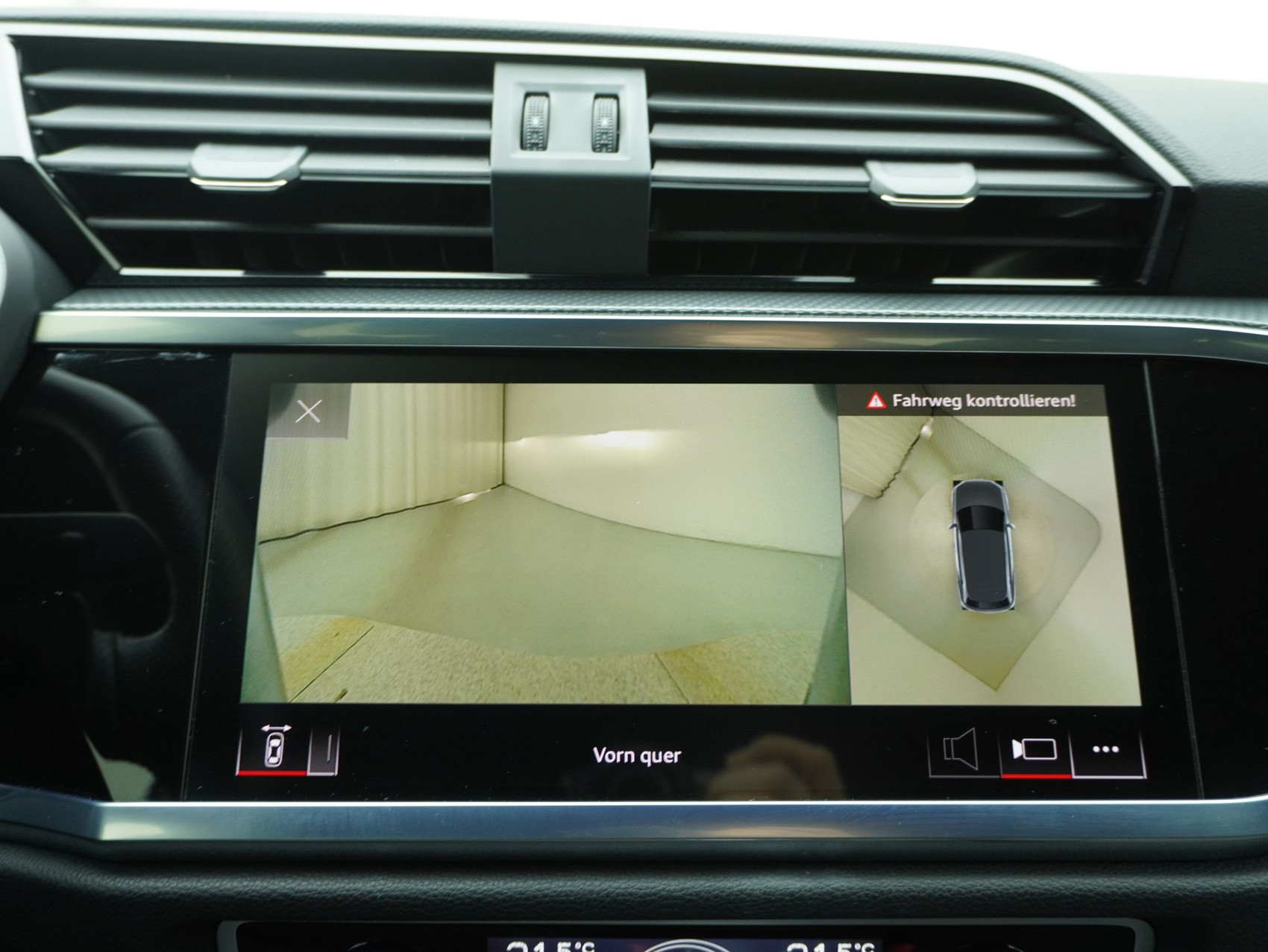 AUDI Q3 35 TFSI S line S-Tronic