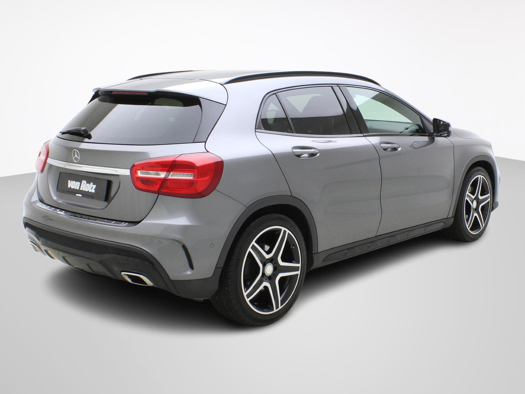MERCEDES-BENZ GLA-Klasse GLA 250 AMG Line 4matic