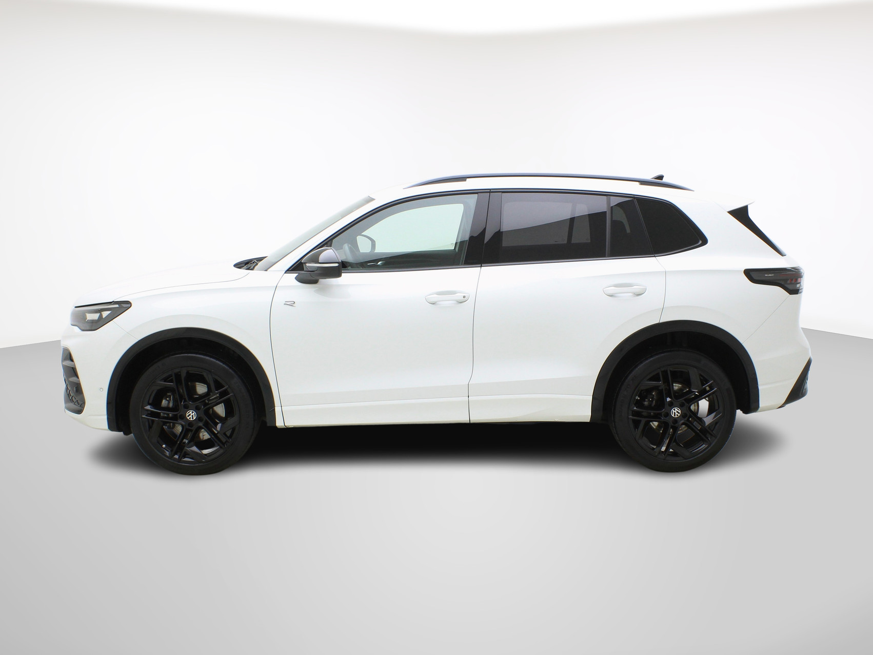 VW Tiguan 2.0 TSI DSG R-Line Black Style 4Motion (2025)